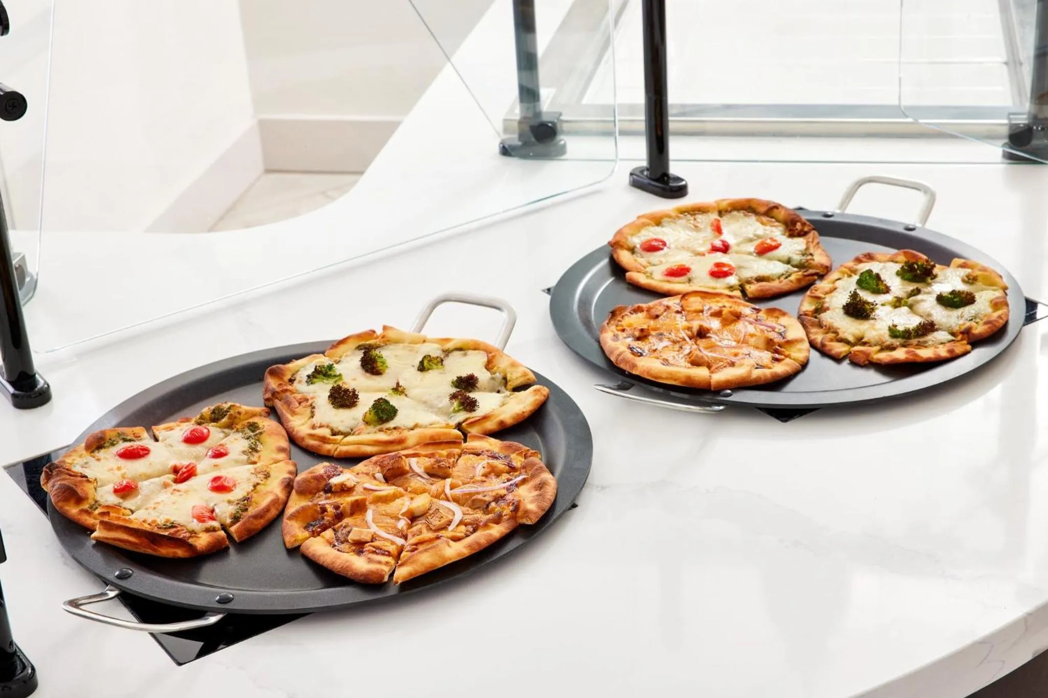 Restaurant/places to eat in Staybridge Suites - Albuquerque Airport by IHG