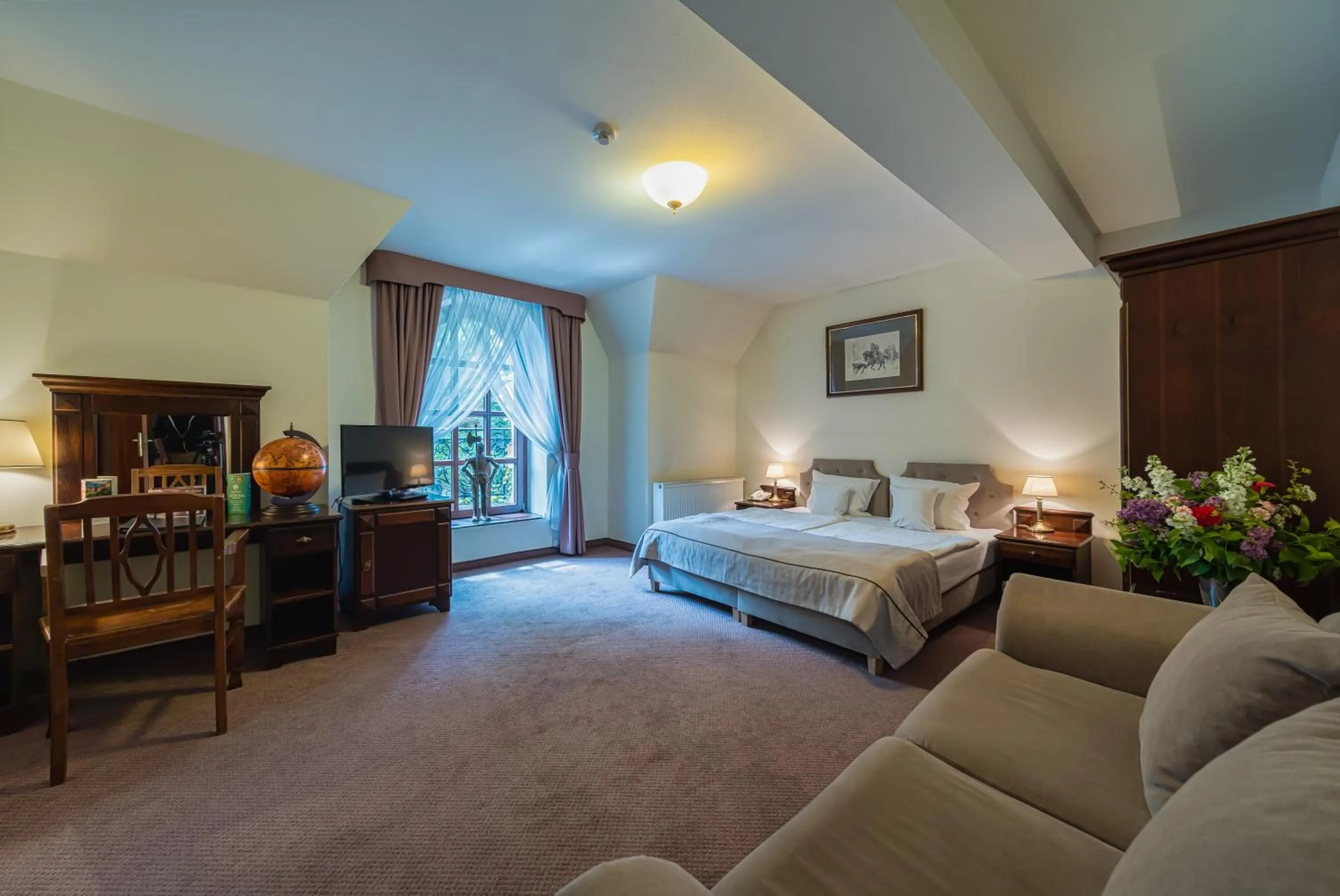 Photo of the whole room, Bed in Zamek Kliczków