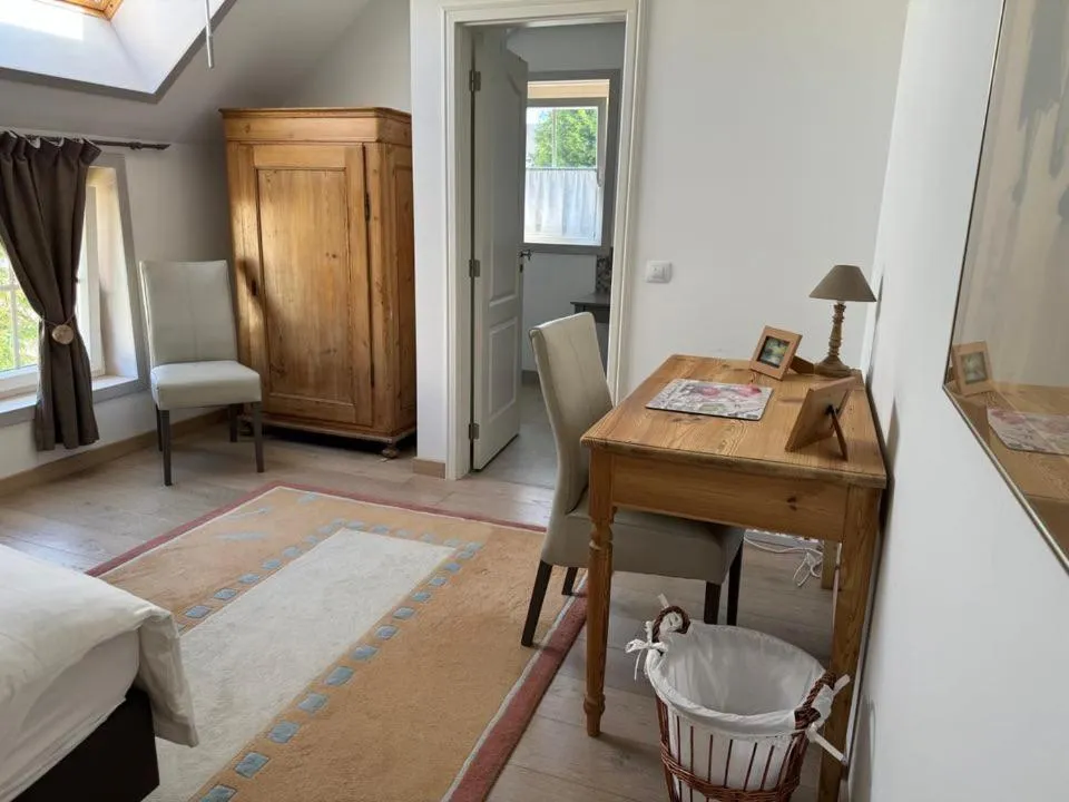 Property building in Qui Dort d'Isnes