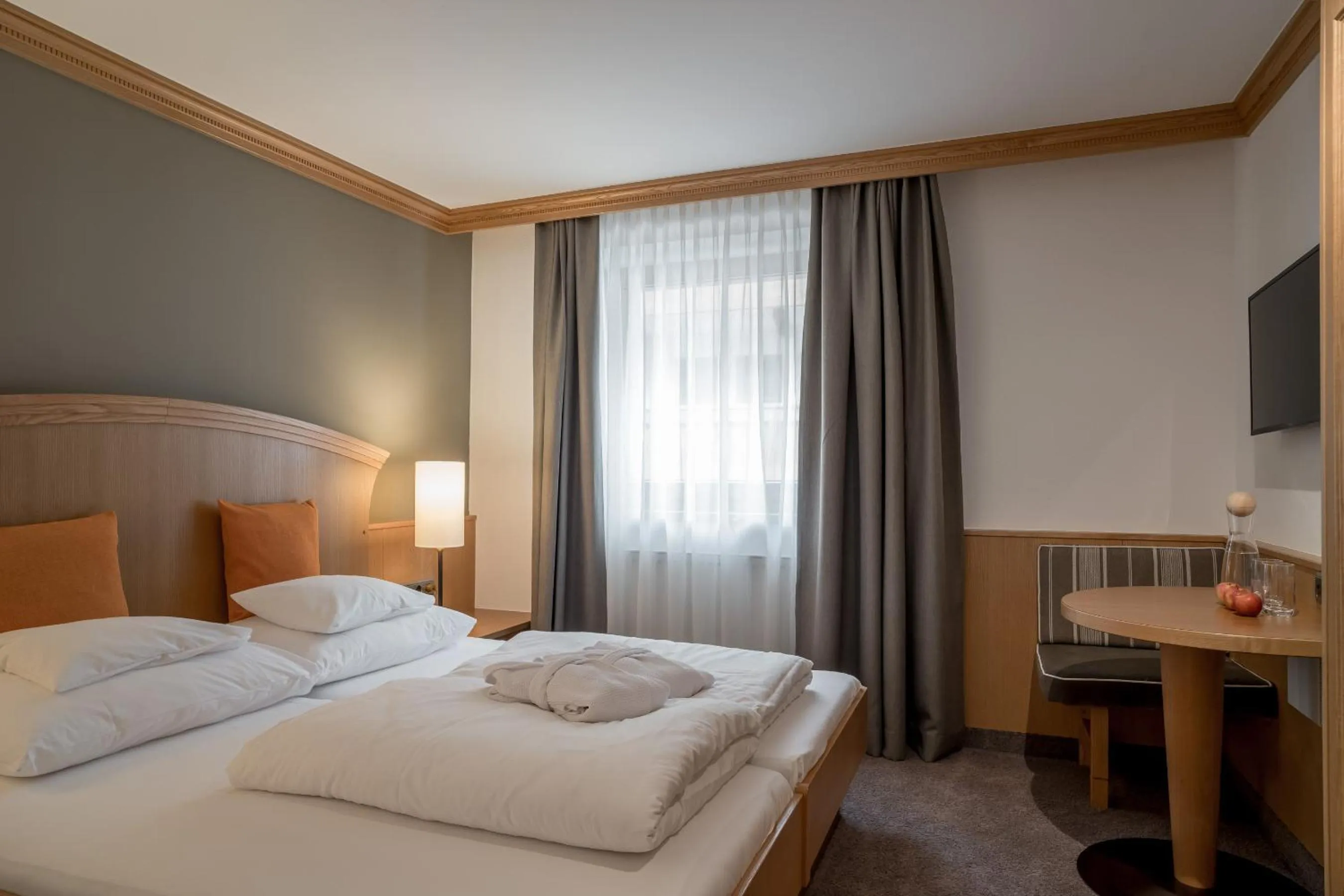 Photo of the whole room, Bed in Hotel Tyrolerhof