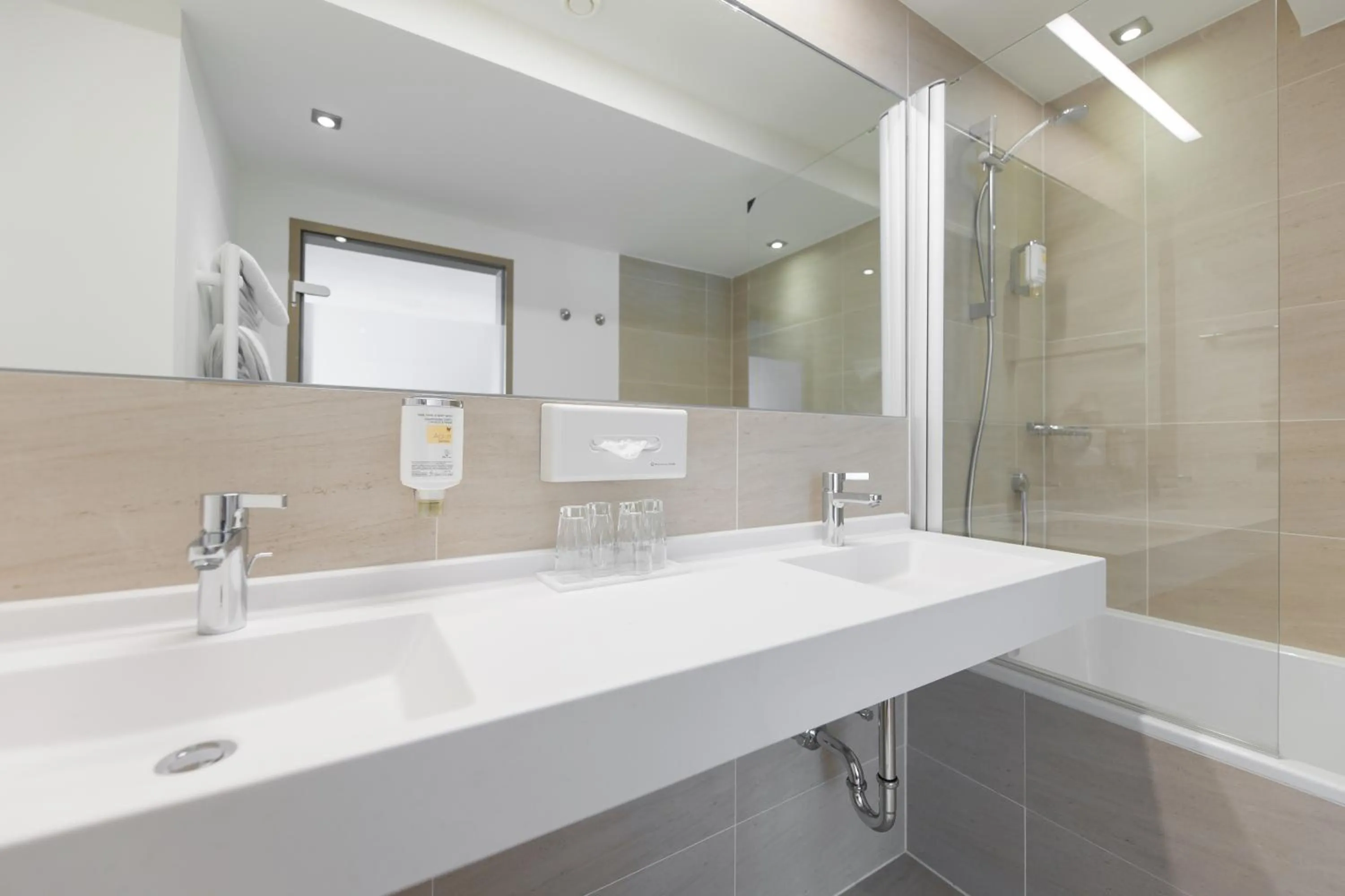 Bathroom in Hotel Tyrolerhof