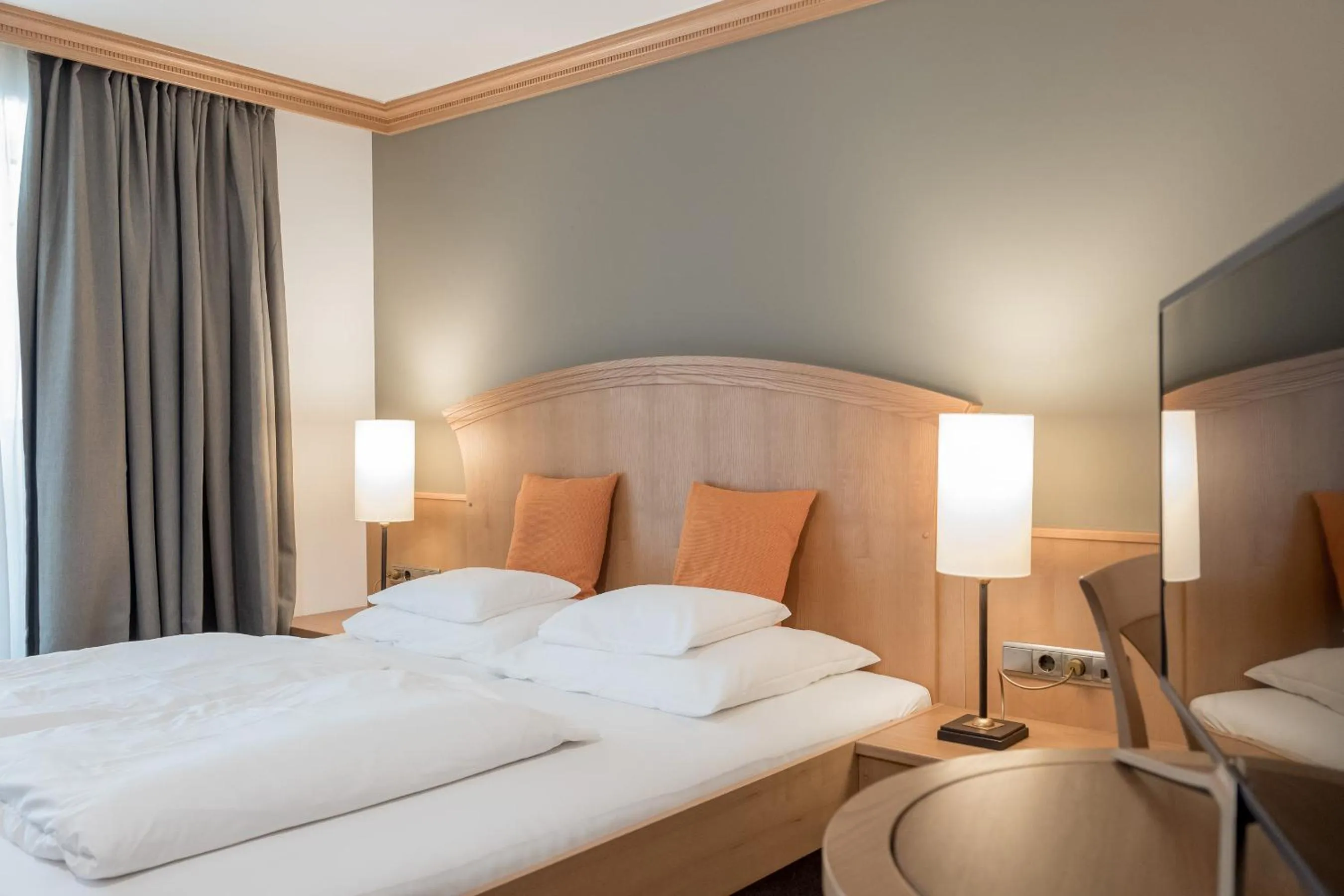 Photo of the whole room, Bed in Hotel Tyrolerhof