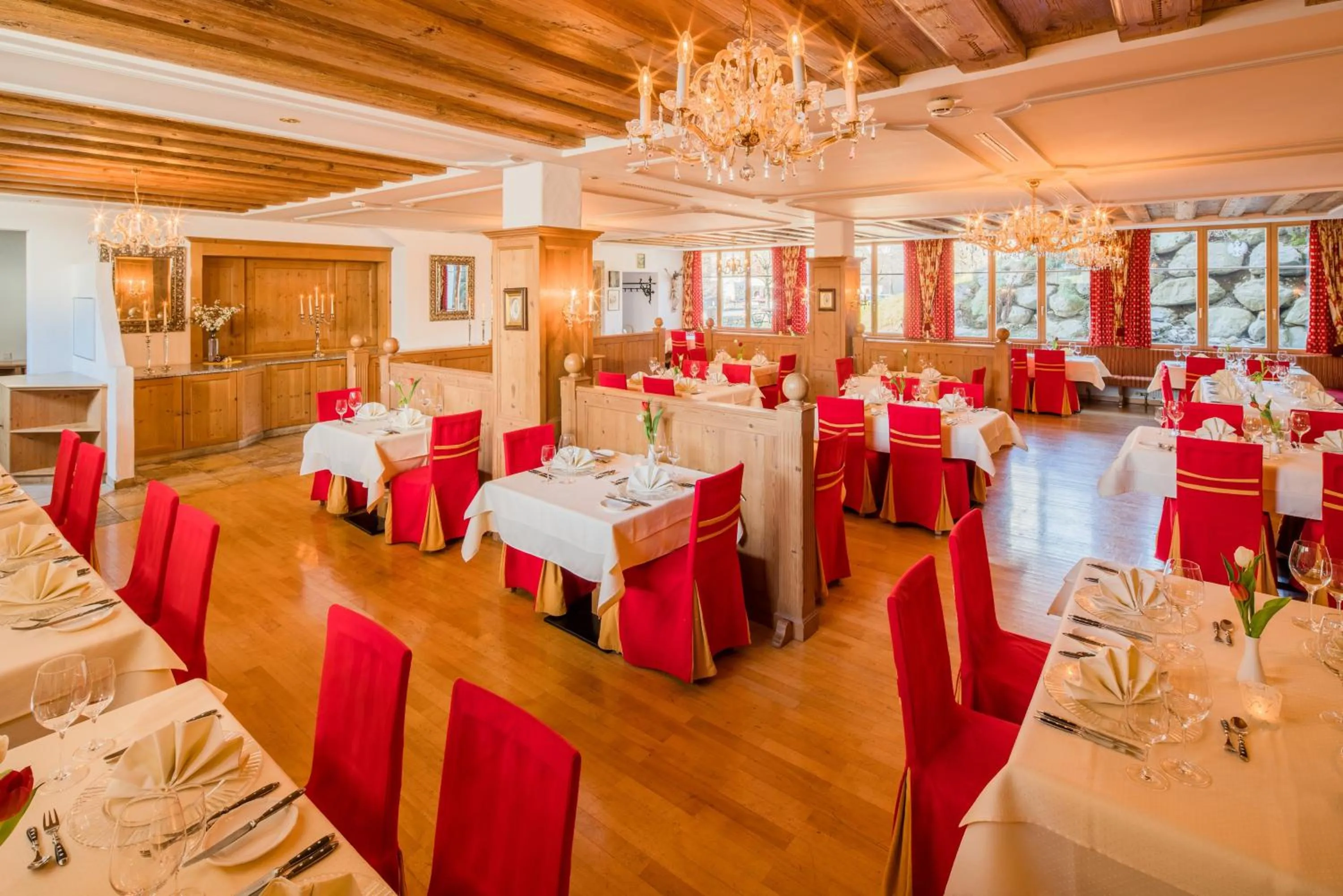 Restaurant/places to eat in Hotel Gasthof Adler