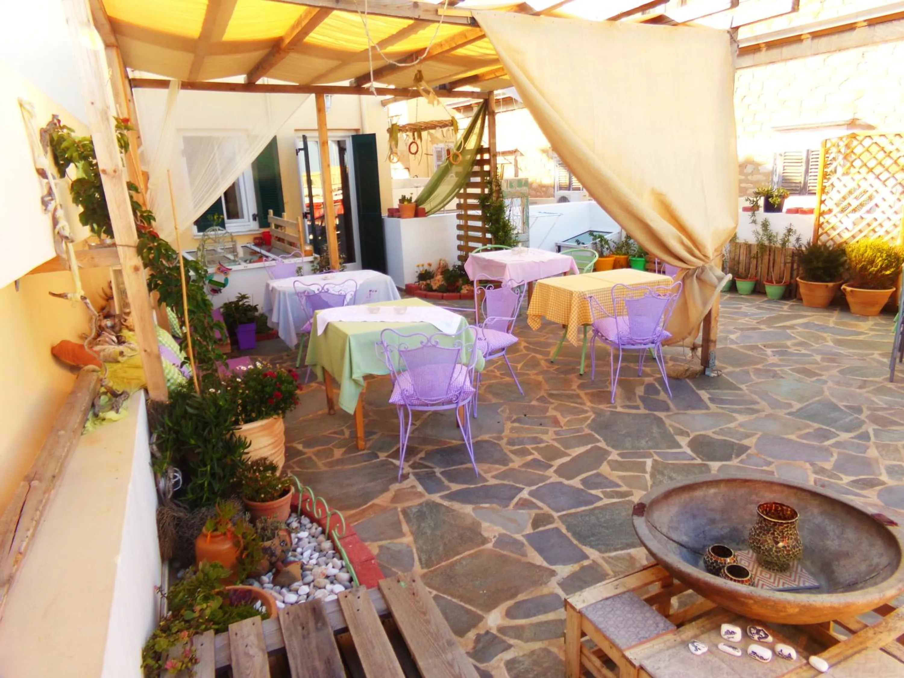 Patio in Locadiera Pansion