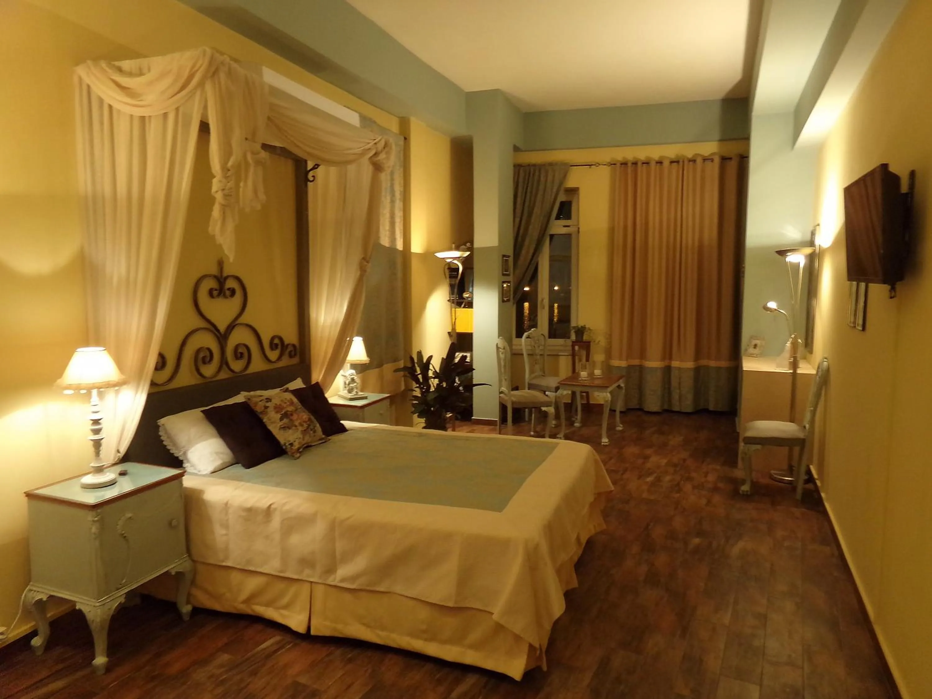 Photo of the whole room in Locadiera Pansion