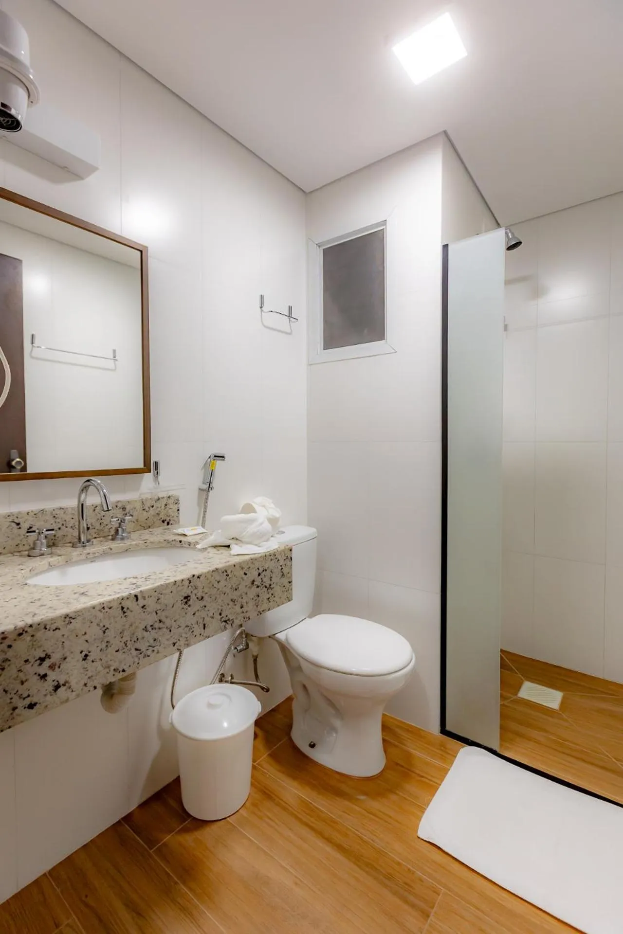 Bathroom in Mar Hotel