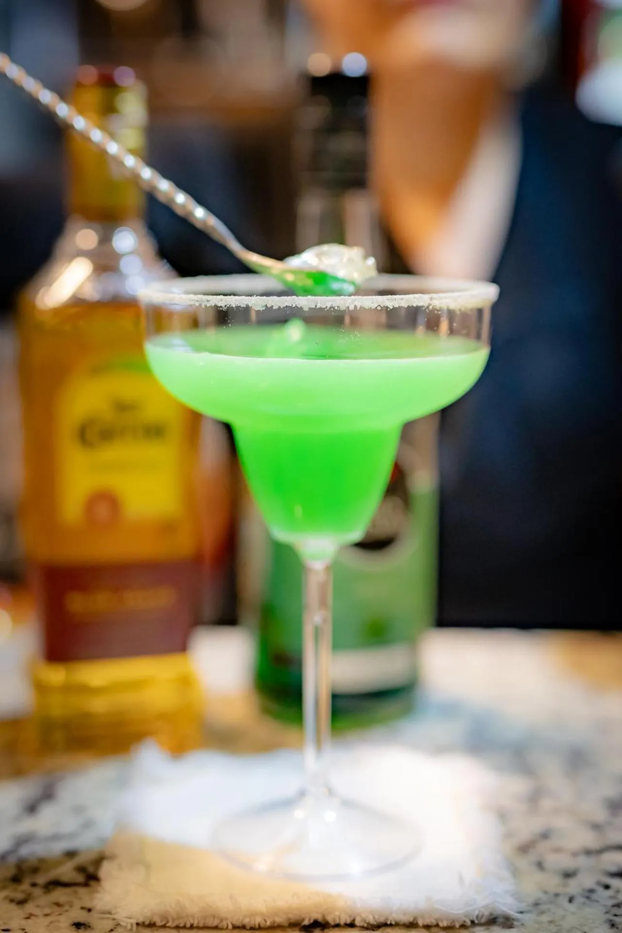 Restaurant/places to eat in Mar Hotel