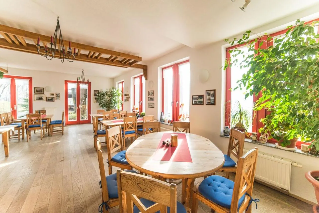 Restaurant/places to eat in Sächsische Bildungs- und Begegnungsstätte Windmühle Seifhennersdorf