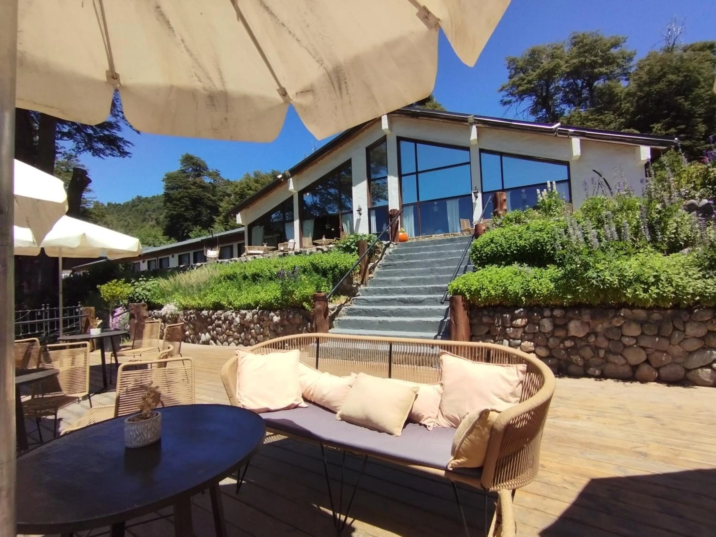 Property building in Hosteria El Condado