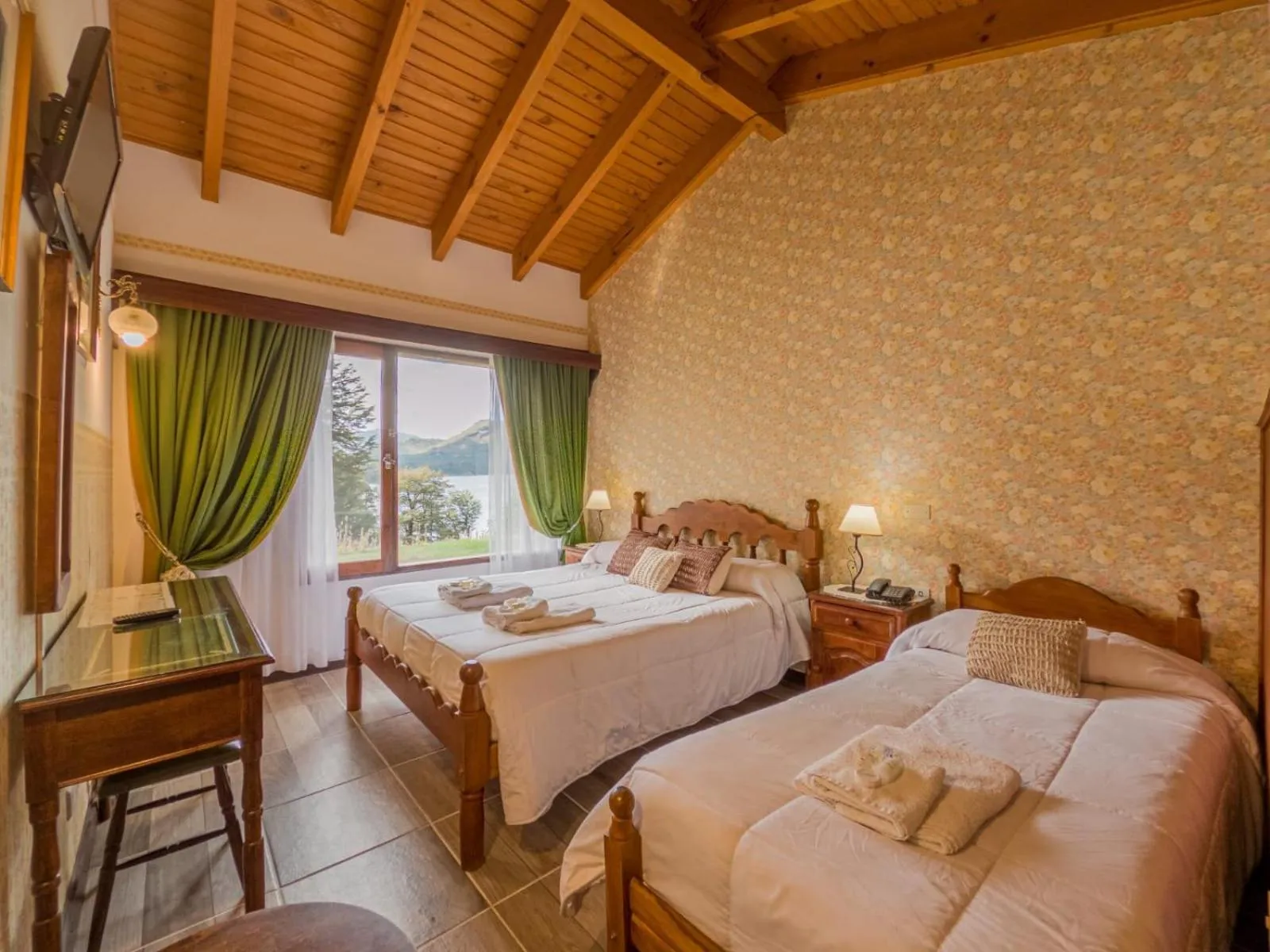 Bedroom, Bed in Hosteria El Condado