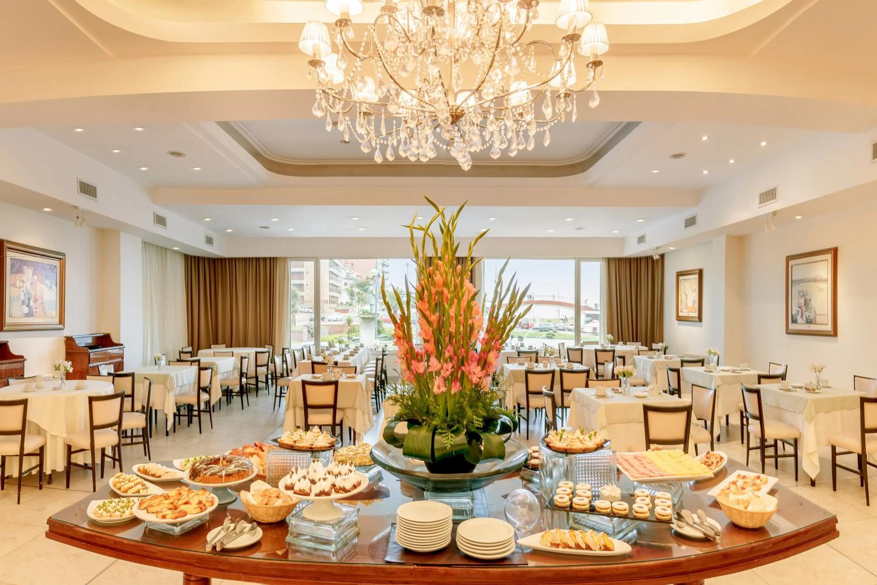 Meals in Hotel Iruña