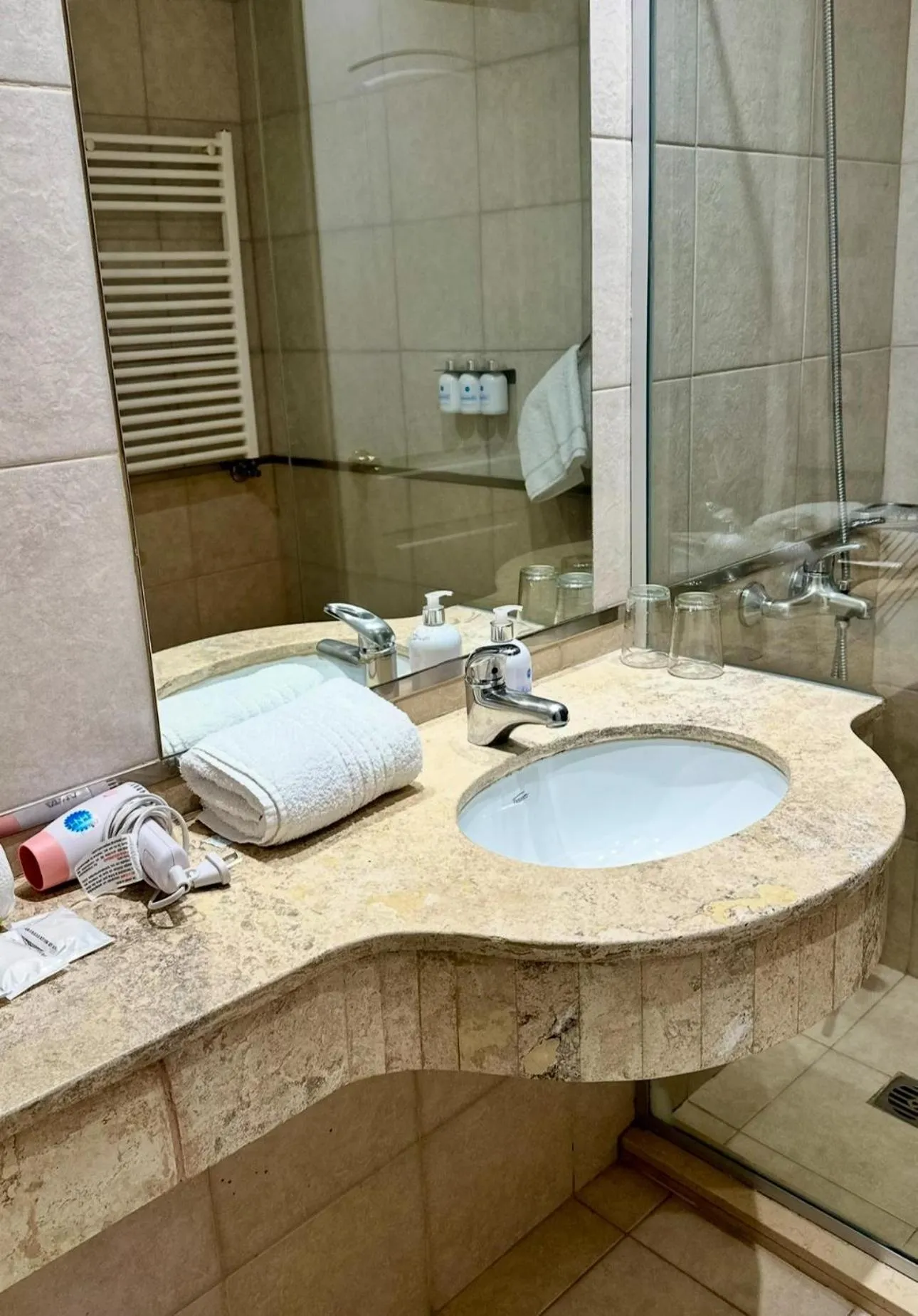 Bathroom in Hotel Nahuel Huapi