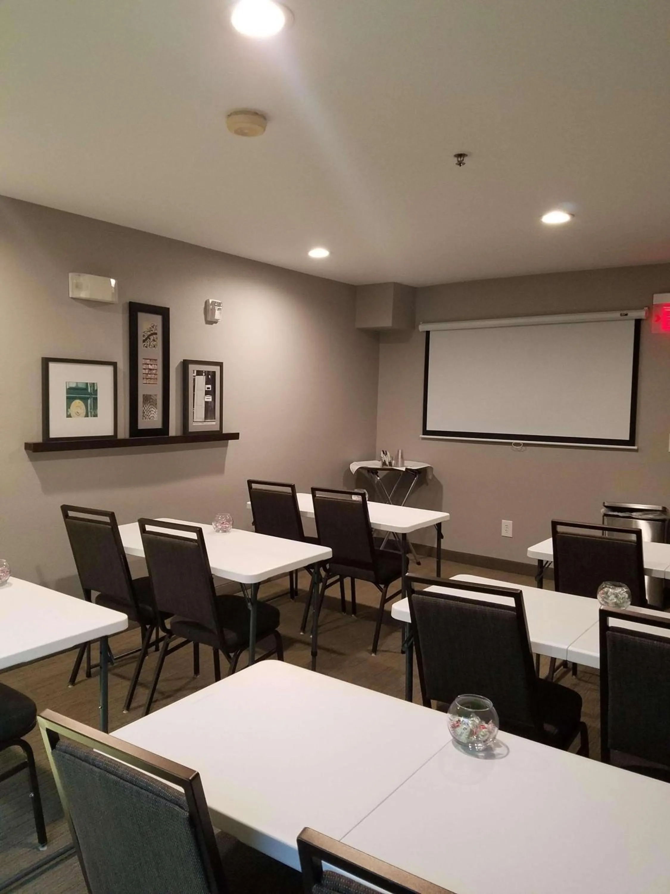Meeting/conference room in Country Inn & Suites by Radisson, San Antonio Medical Center, TX