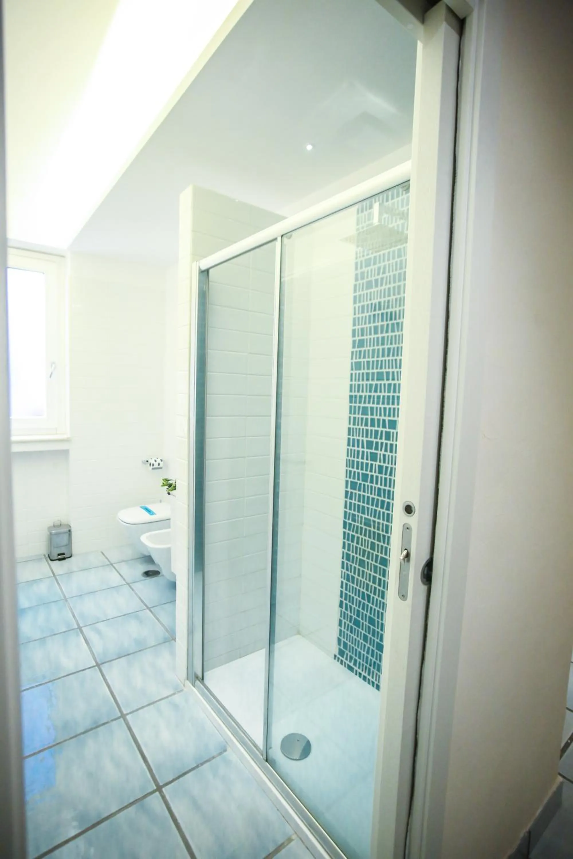 Bathroom in Il Viaggiatore Gaeta Medievale B&B