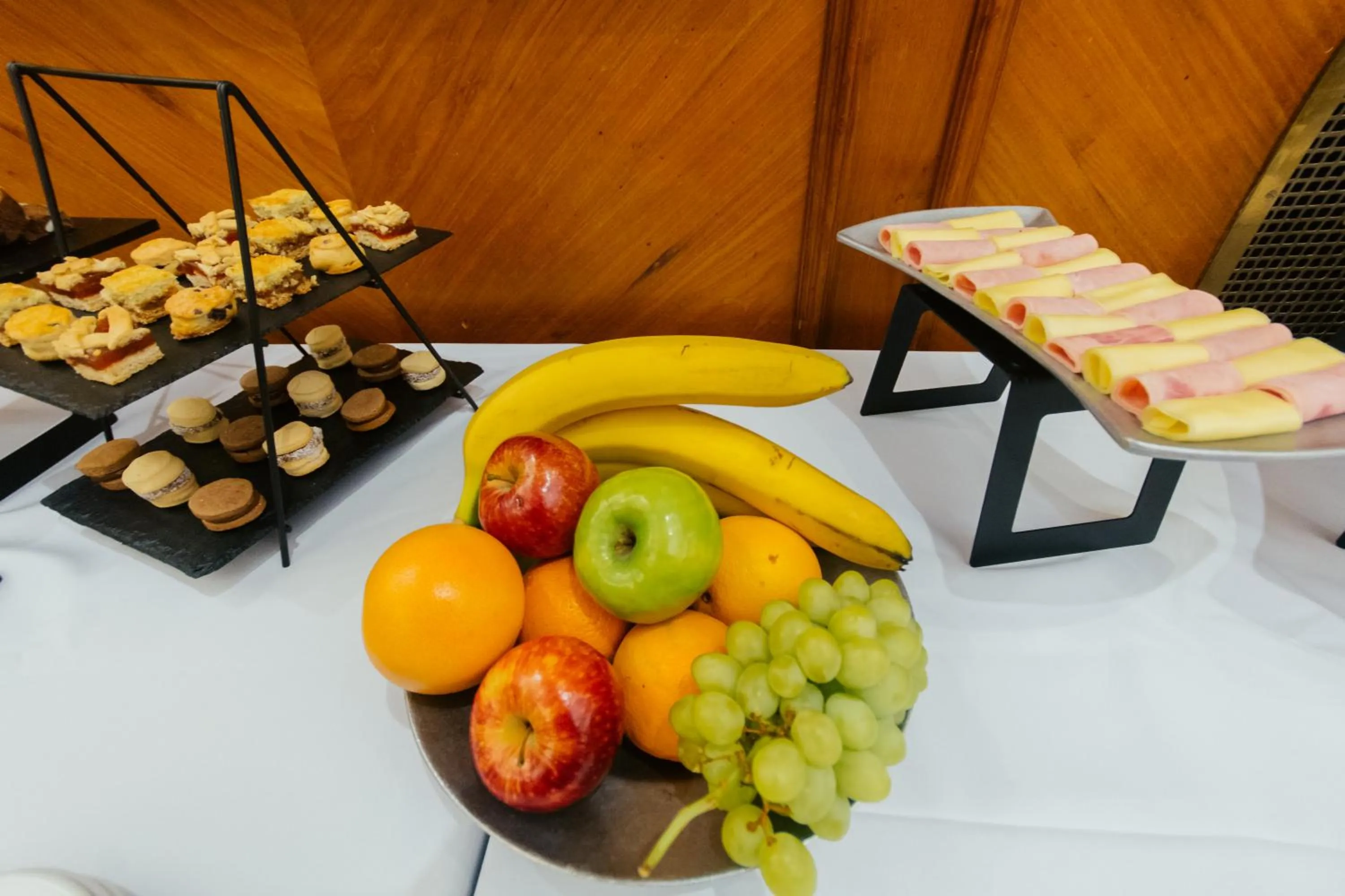 Breakfast in Dorá Hotel Buenos Aires