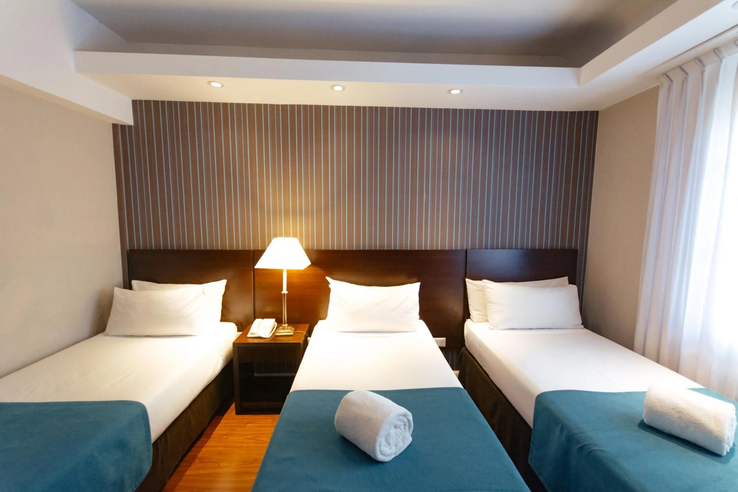 Photo of the whole room, Bed in Dorá Hotel Buenos Aires