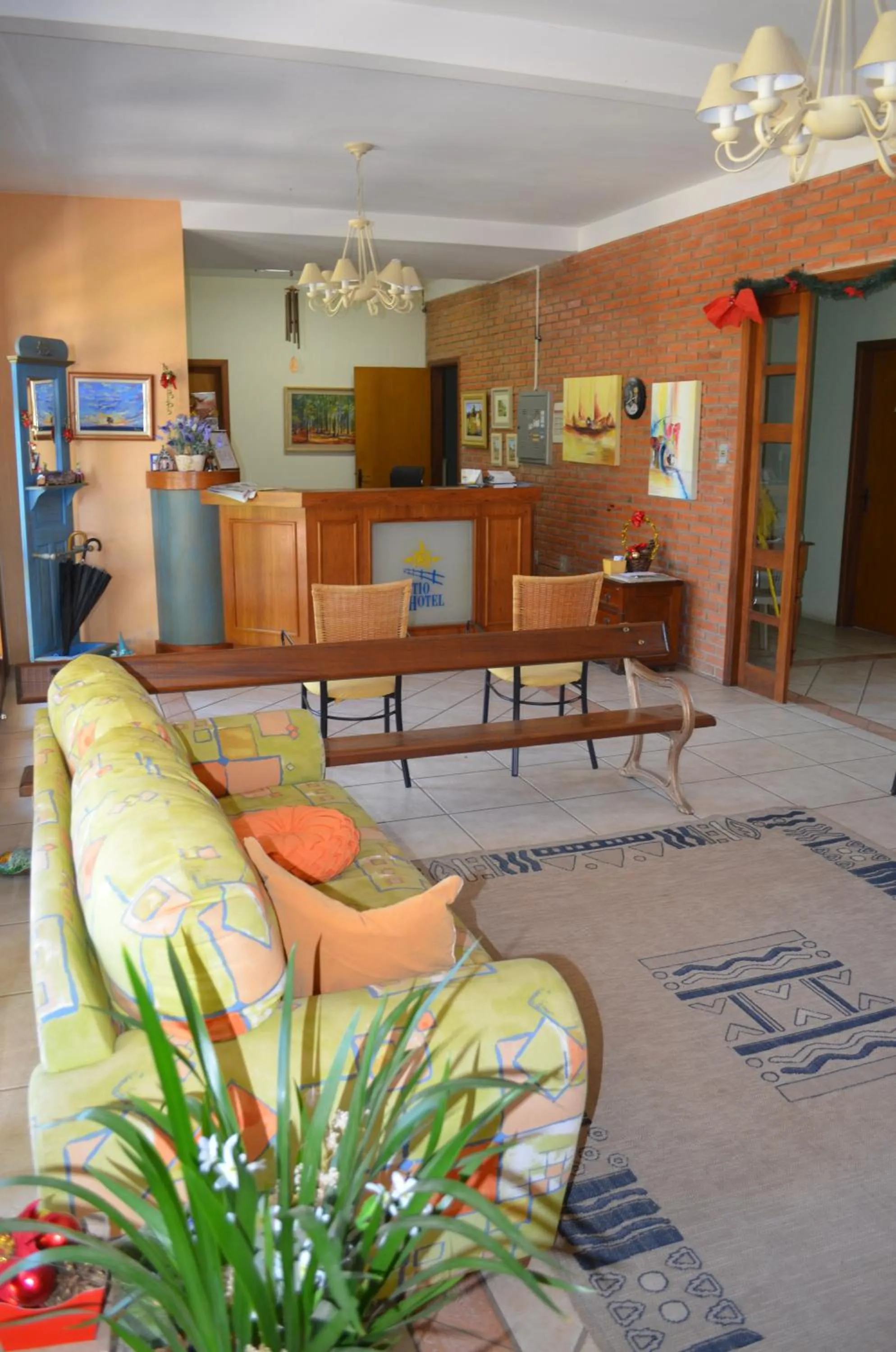 Communal lounge/ TV room in Sítio Hotel e Eventos