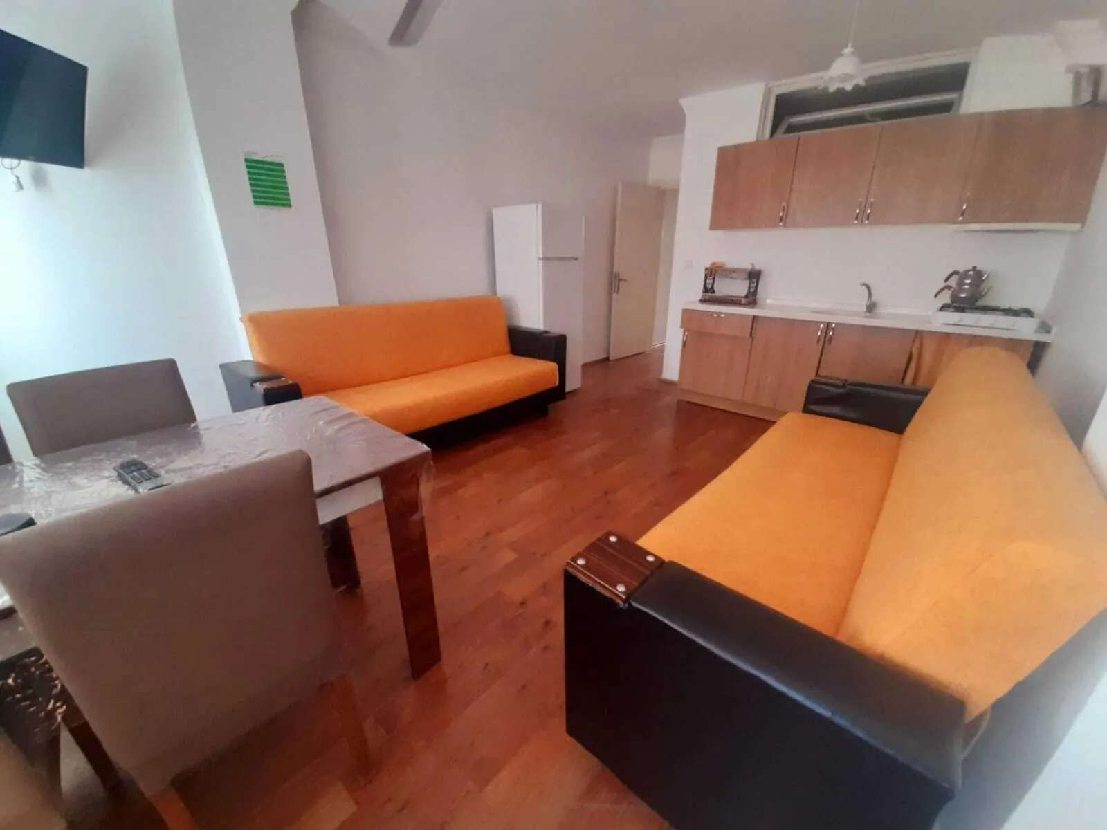 TV and multimedia in Zeytindali Apart Hotel