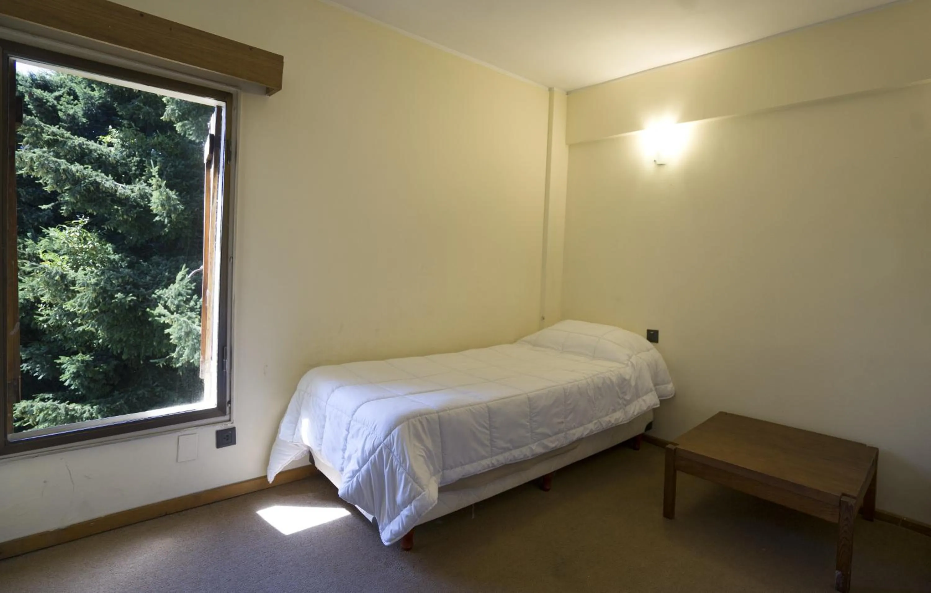 Bed in Apart Costa Azul