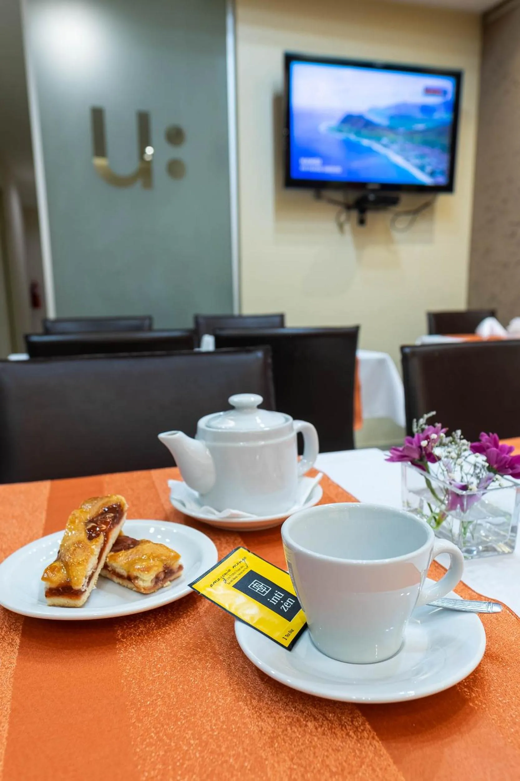 Breakfast in Urban Suites Recoleta Boutique Hotel