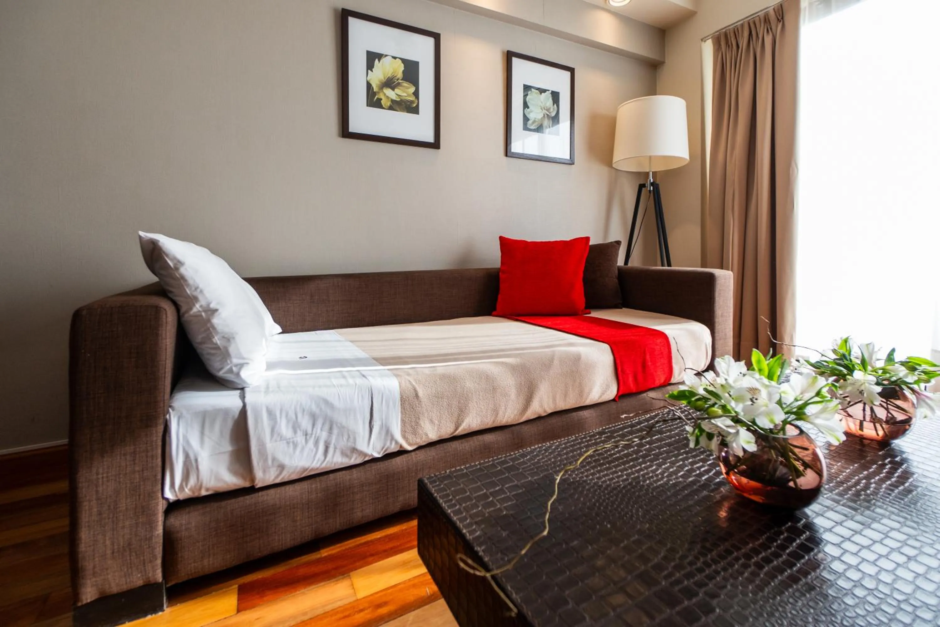 Bed in Urban Suites Recoleta Boutique Hotel