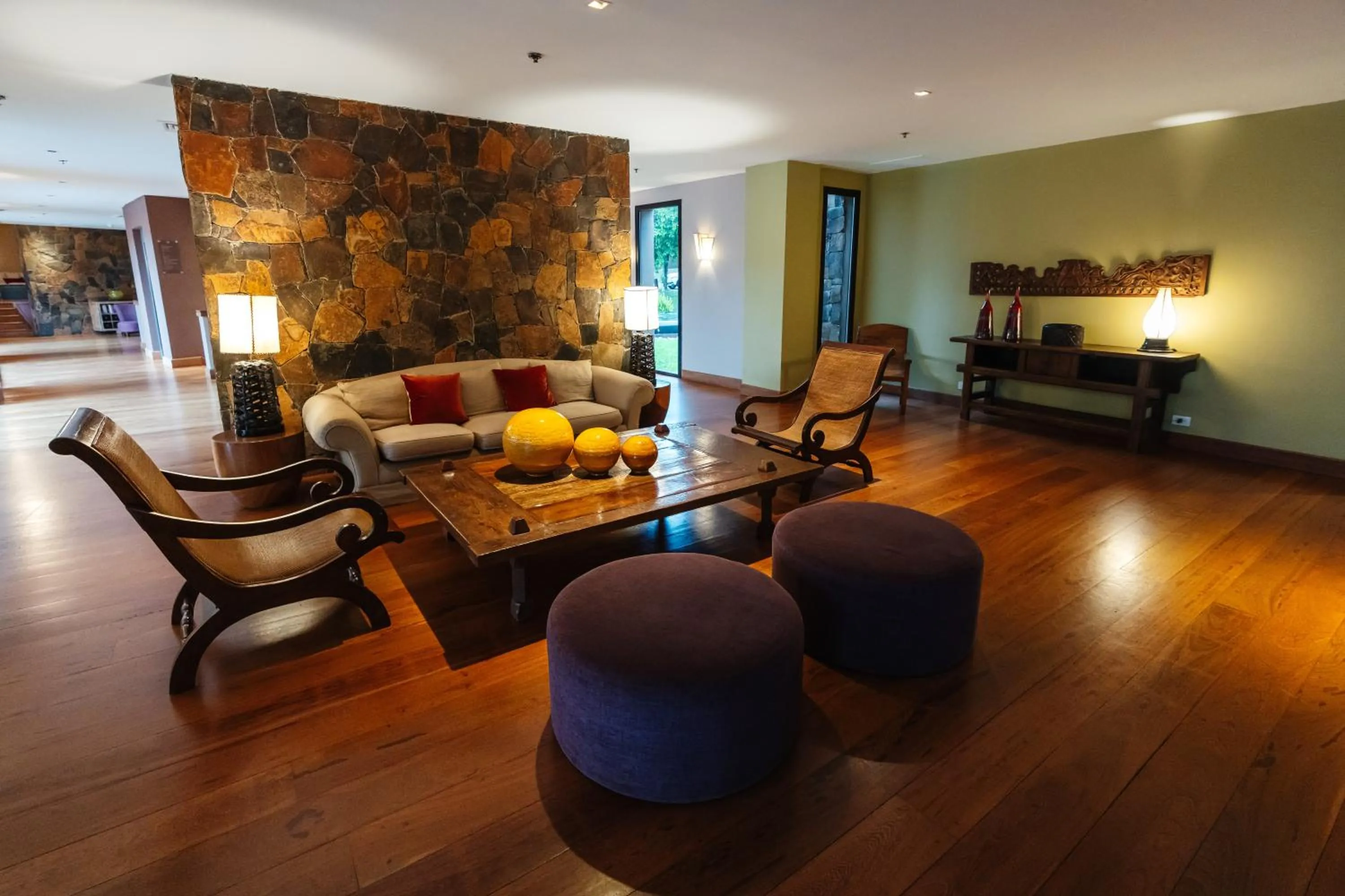 Living room in Loi Suites Iguazu Hotel