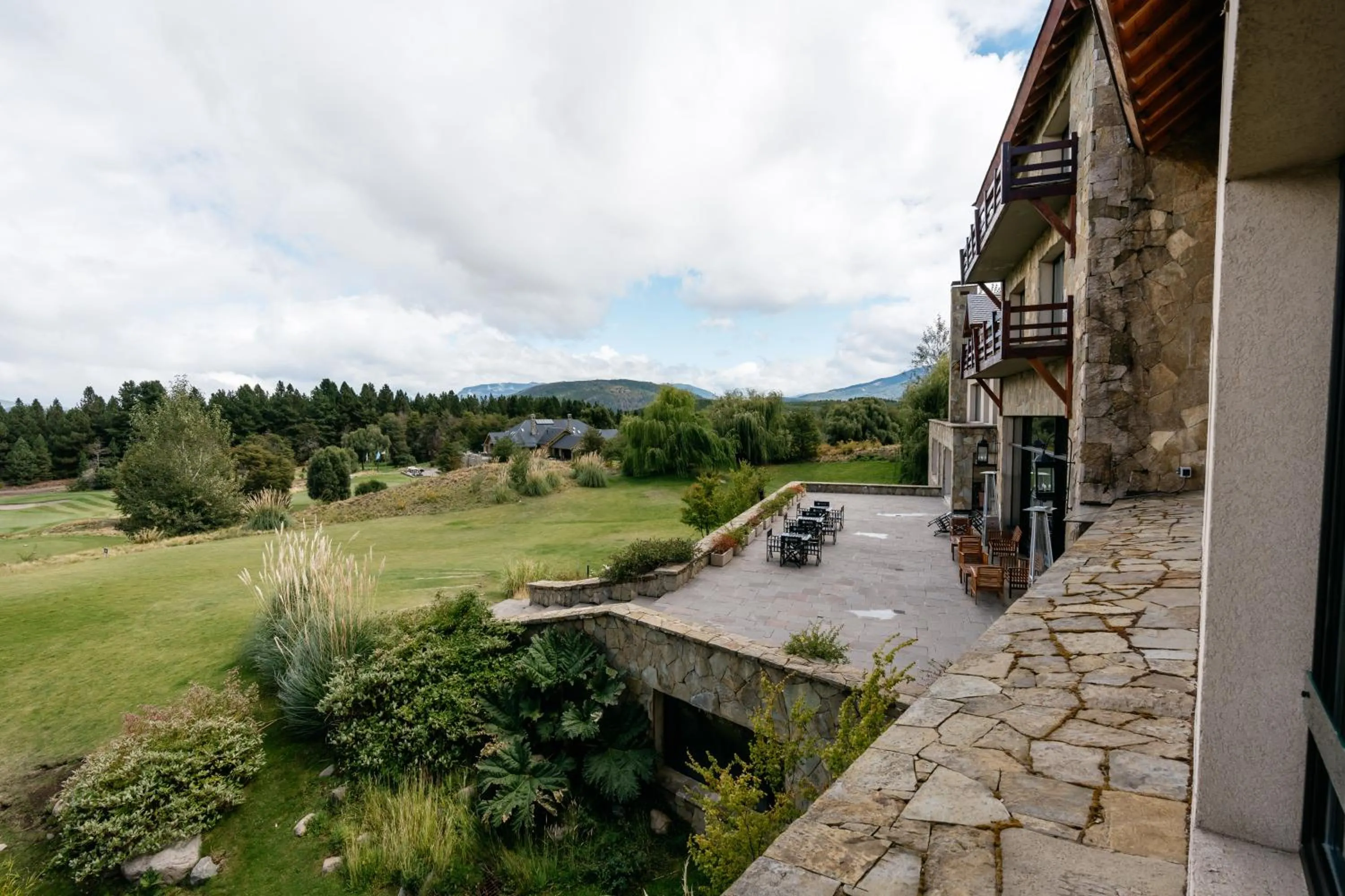 Garden view in Loi Suites Chapelco Hotel
