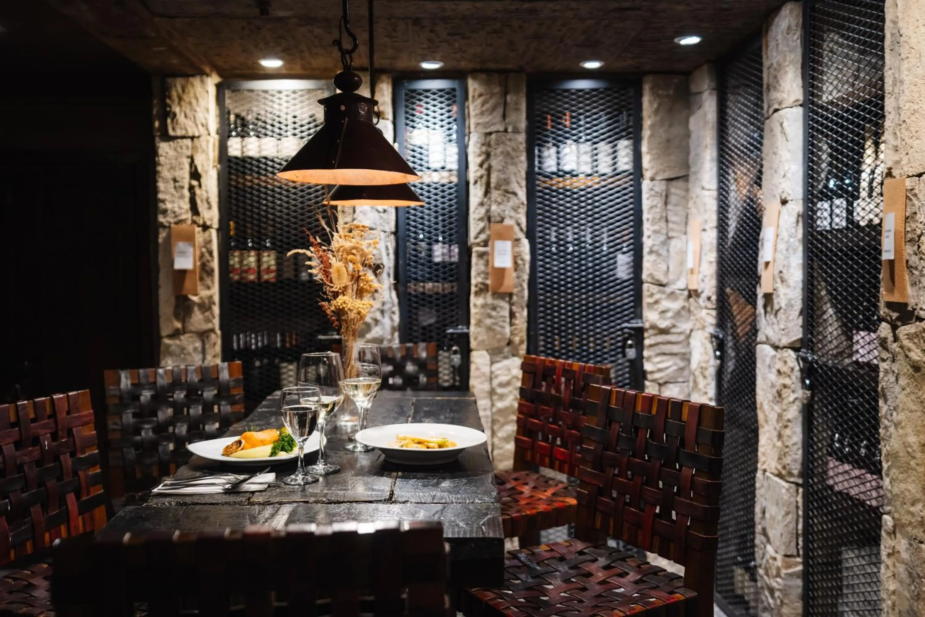 Lounge or bar in Loi Suites Chapelco Hotel