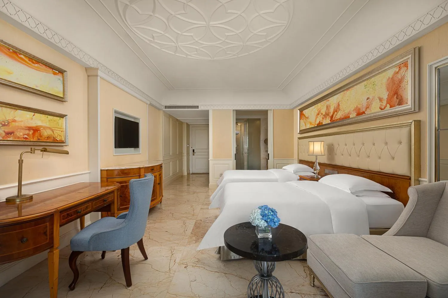 Bedroom, Bed in Crowne Plaza Resort Sanya Bay by IHG