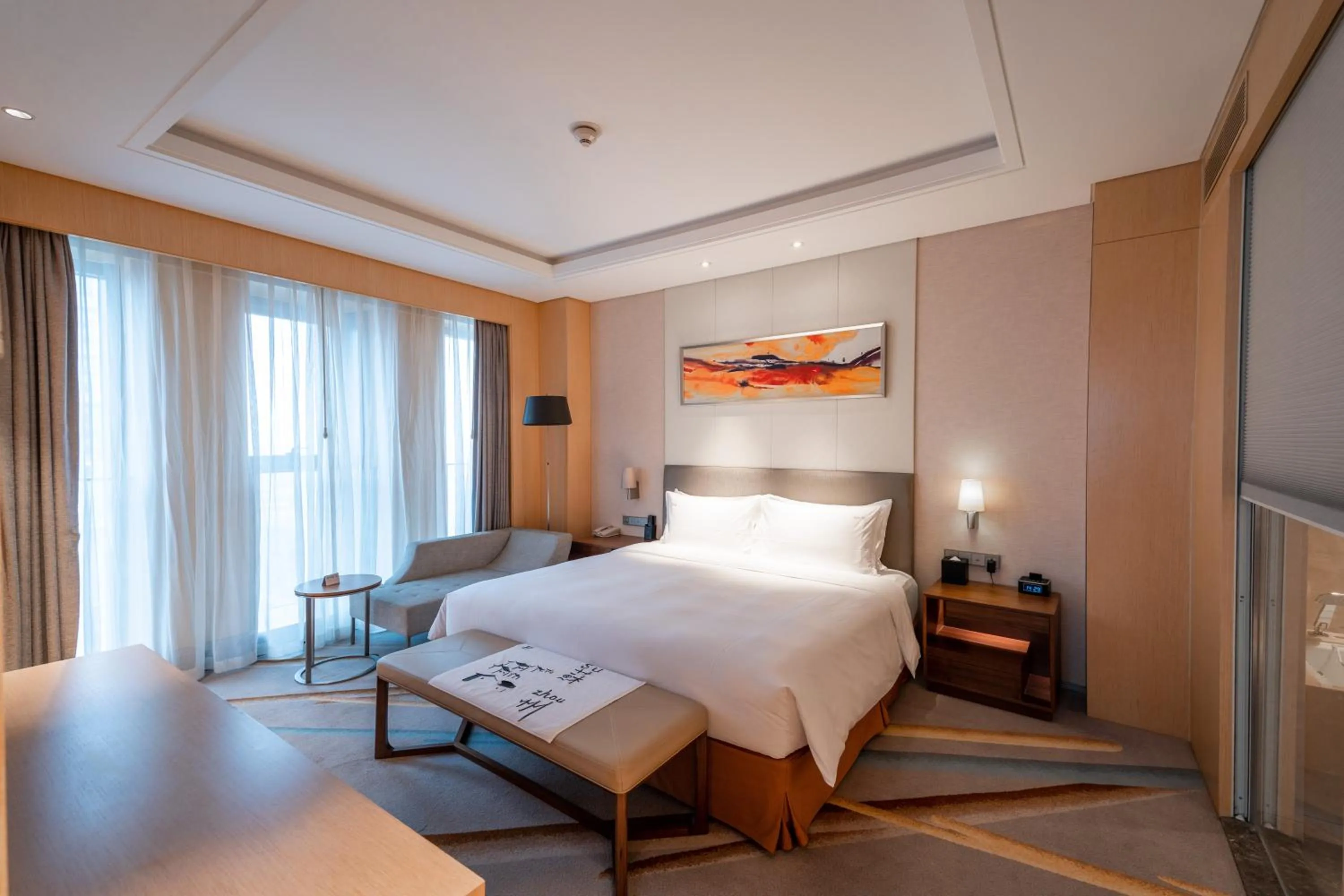 Bedroom, Bed in Holiday Inn Suzhou Huirong Plaza by IHG