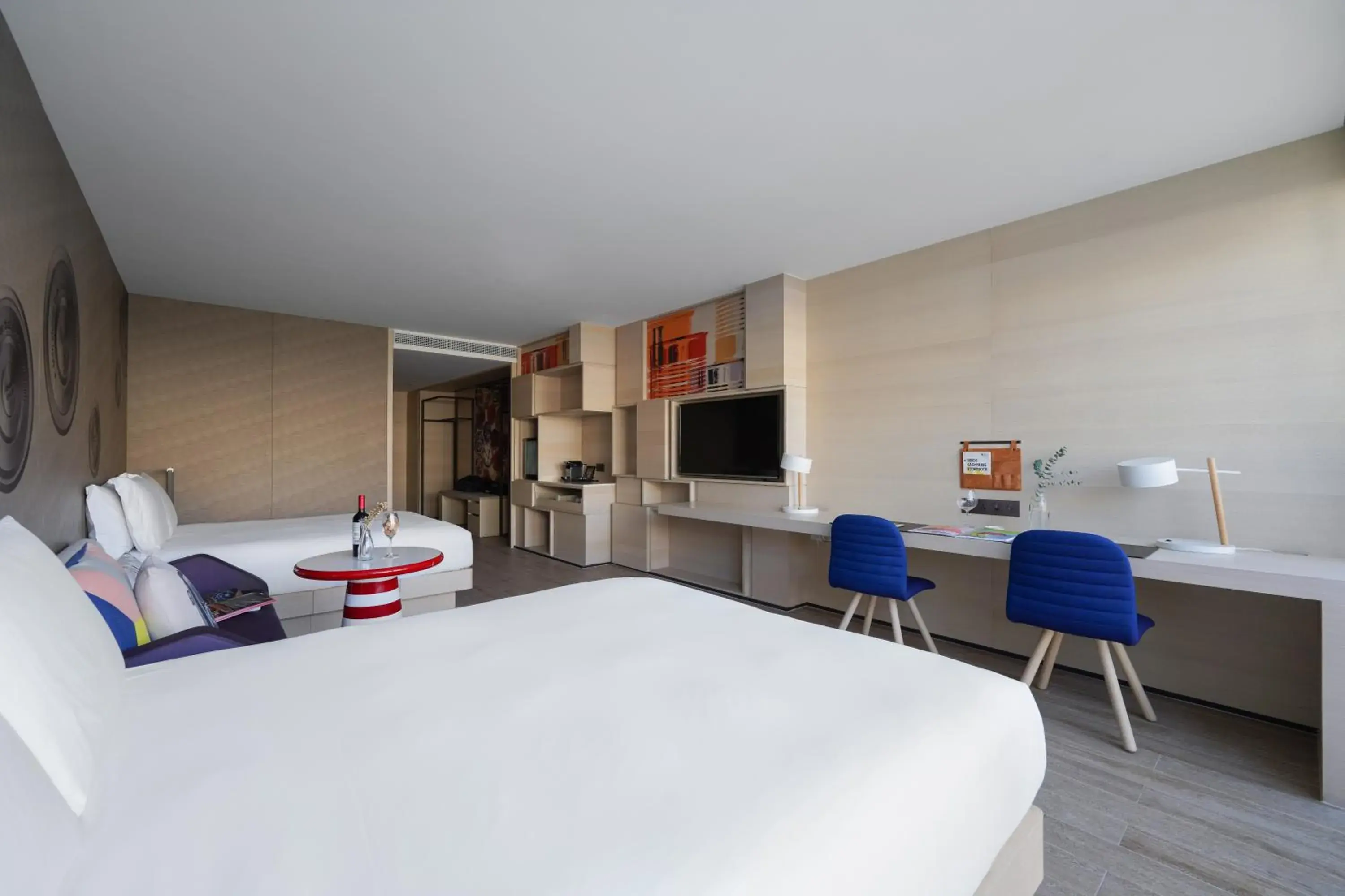 Standard Queen Room with Two Queen Beds - City View in Hotel Indigo Kaohsiung Central Park by IHG Standard Queen Room with Two Queen Beds - City View in Hotel Indigo Kaohsiung Central Park by IHG