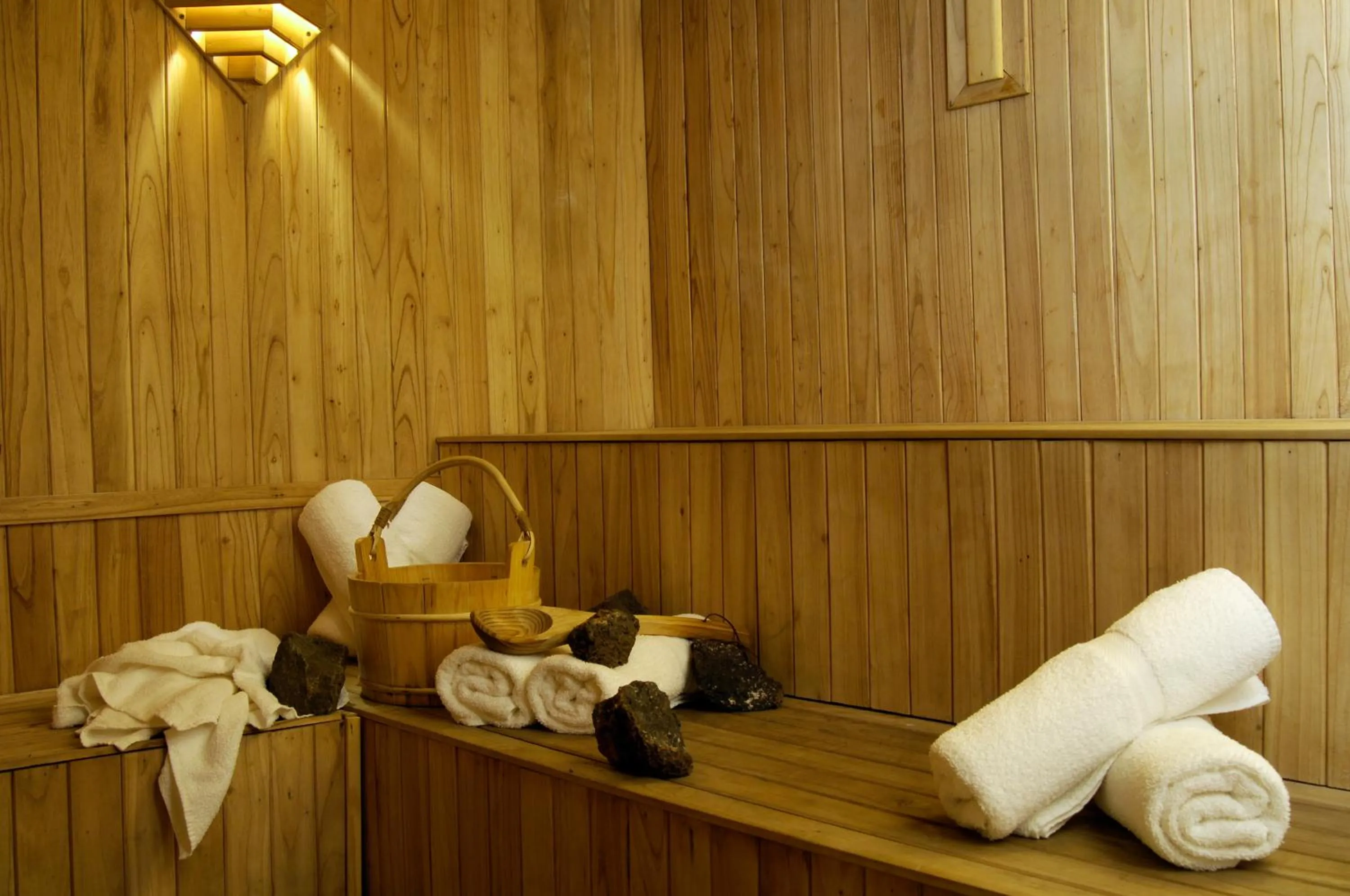 Sauna in Cilene del Faro Suites & Spa