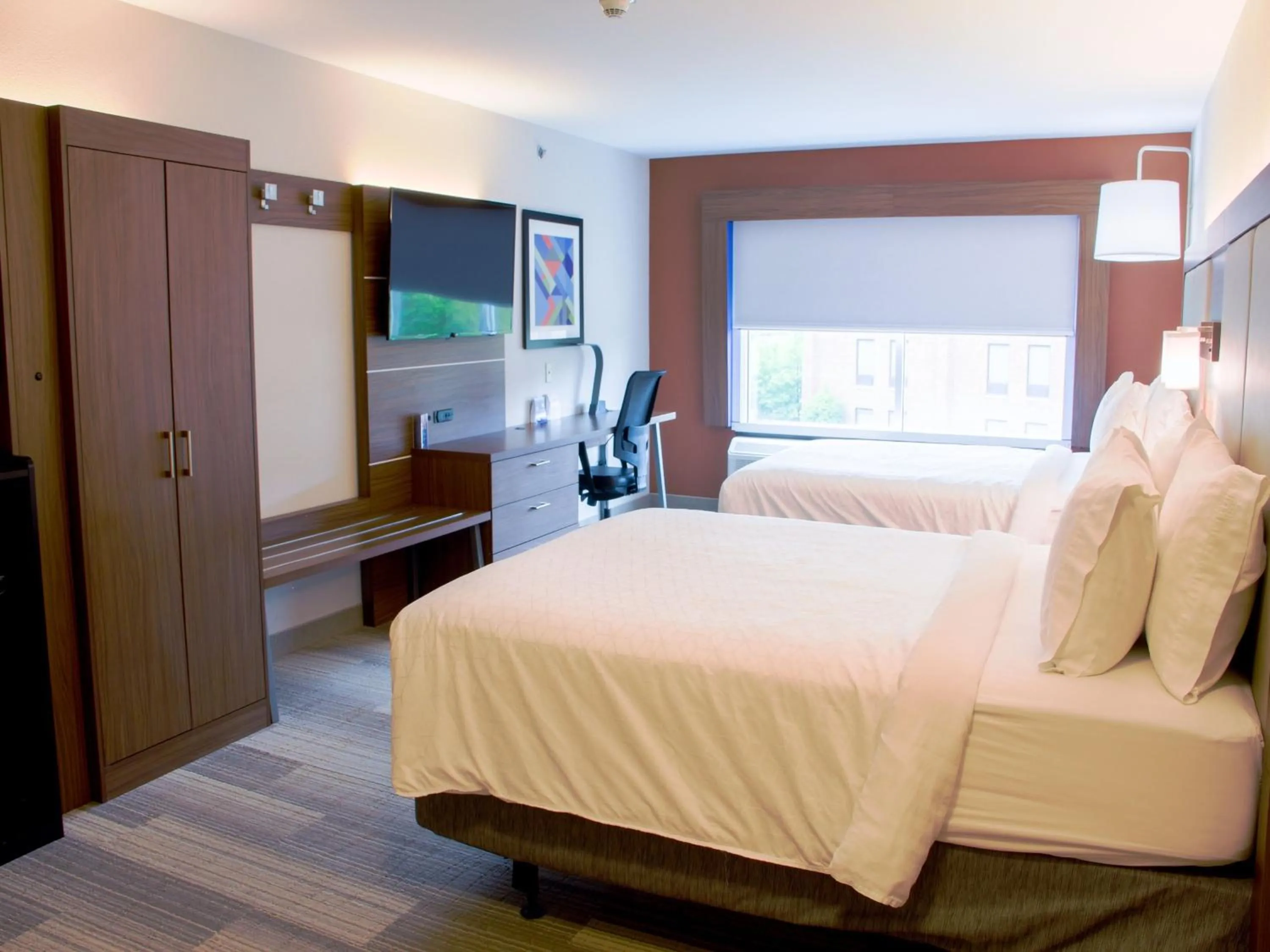 Photo of the whole room, Bed in Holiday Inn Express & Suites Danville by IHG