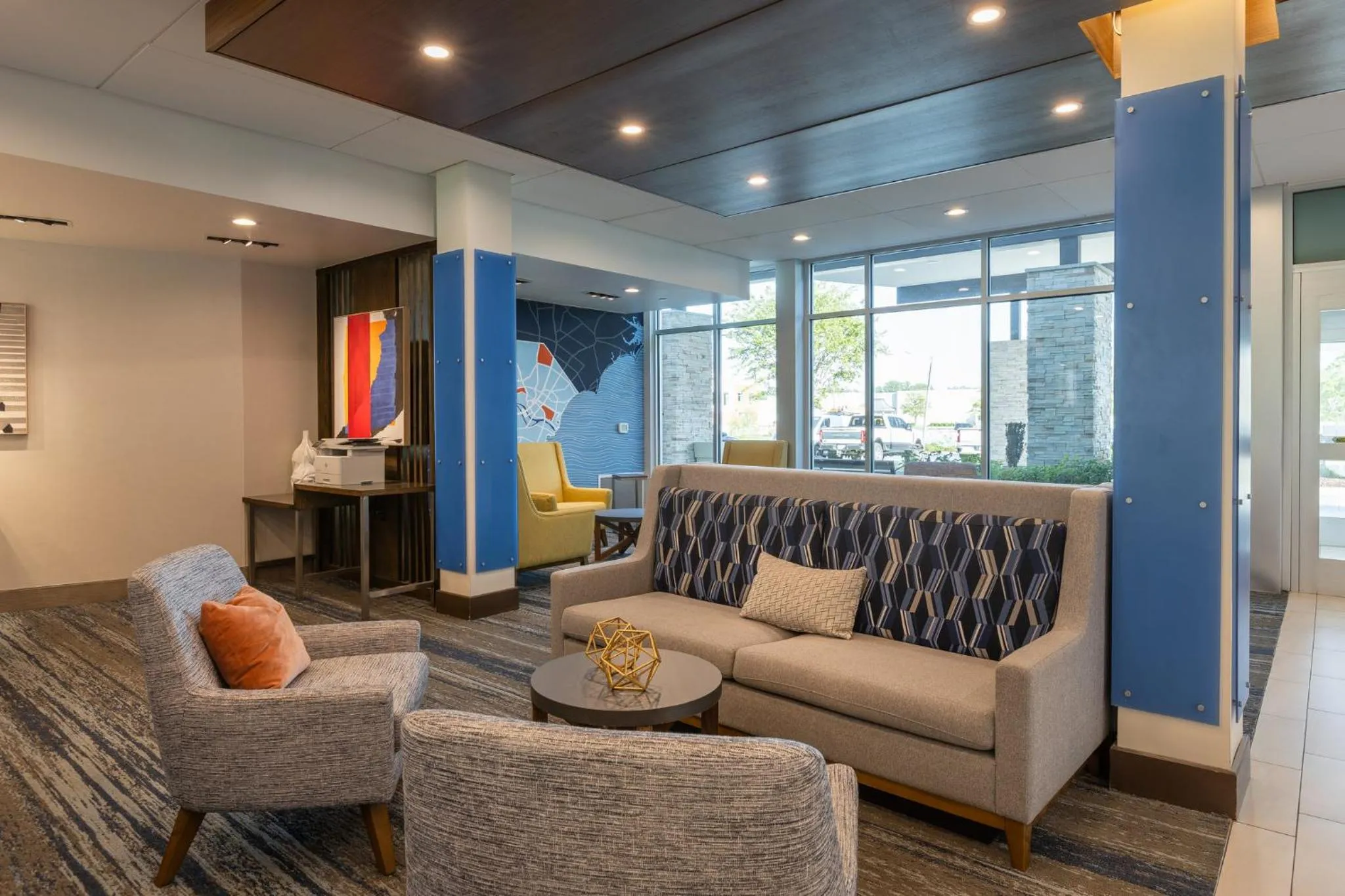 Property building in Holiday Inn Express & Suites Greenwood Mall by IHG