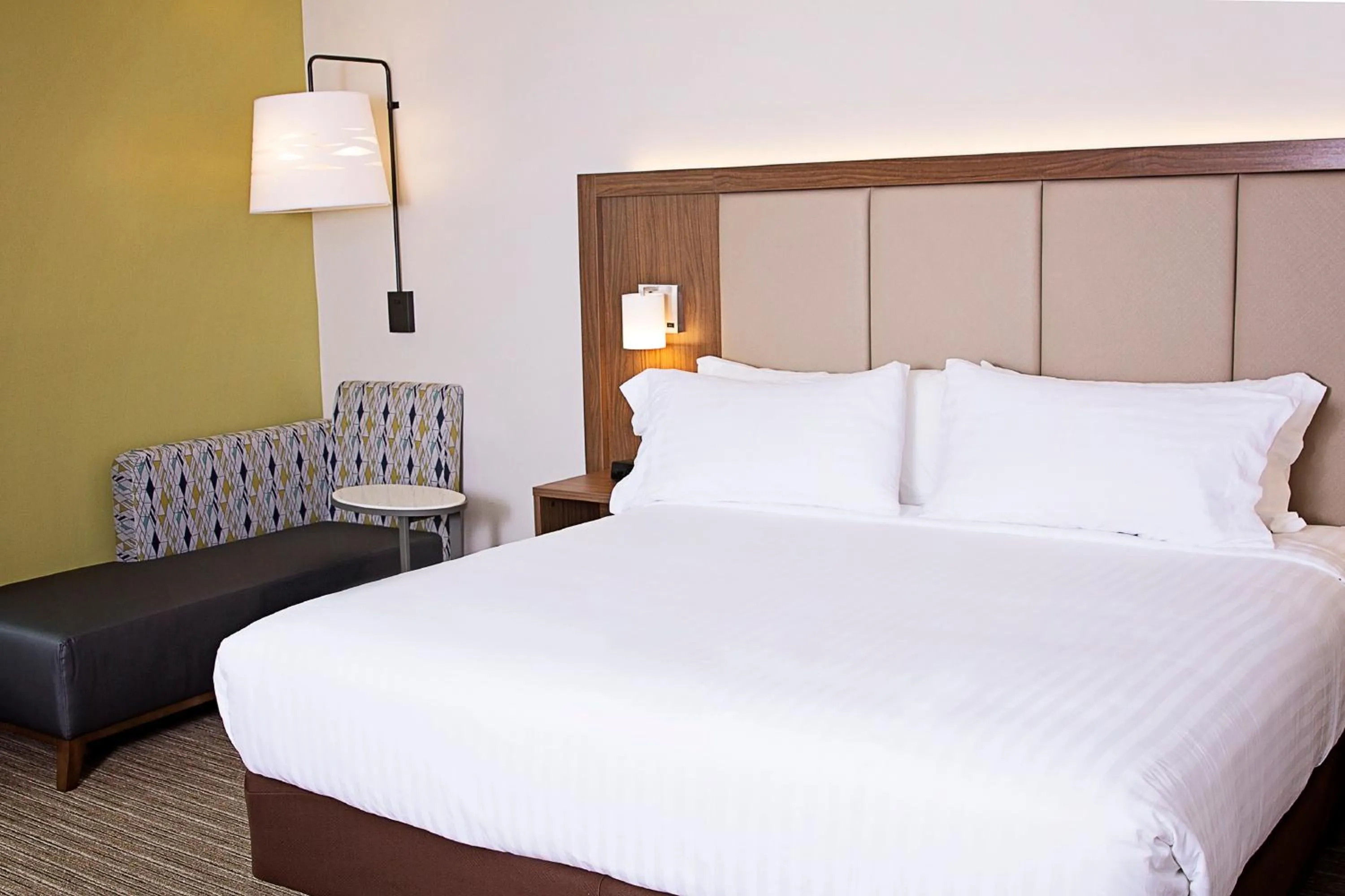 Photo of the whole room, Bed in Holiday Inn Express & Suites Greenwood Mall by IHG