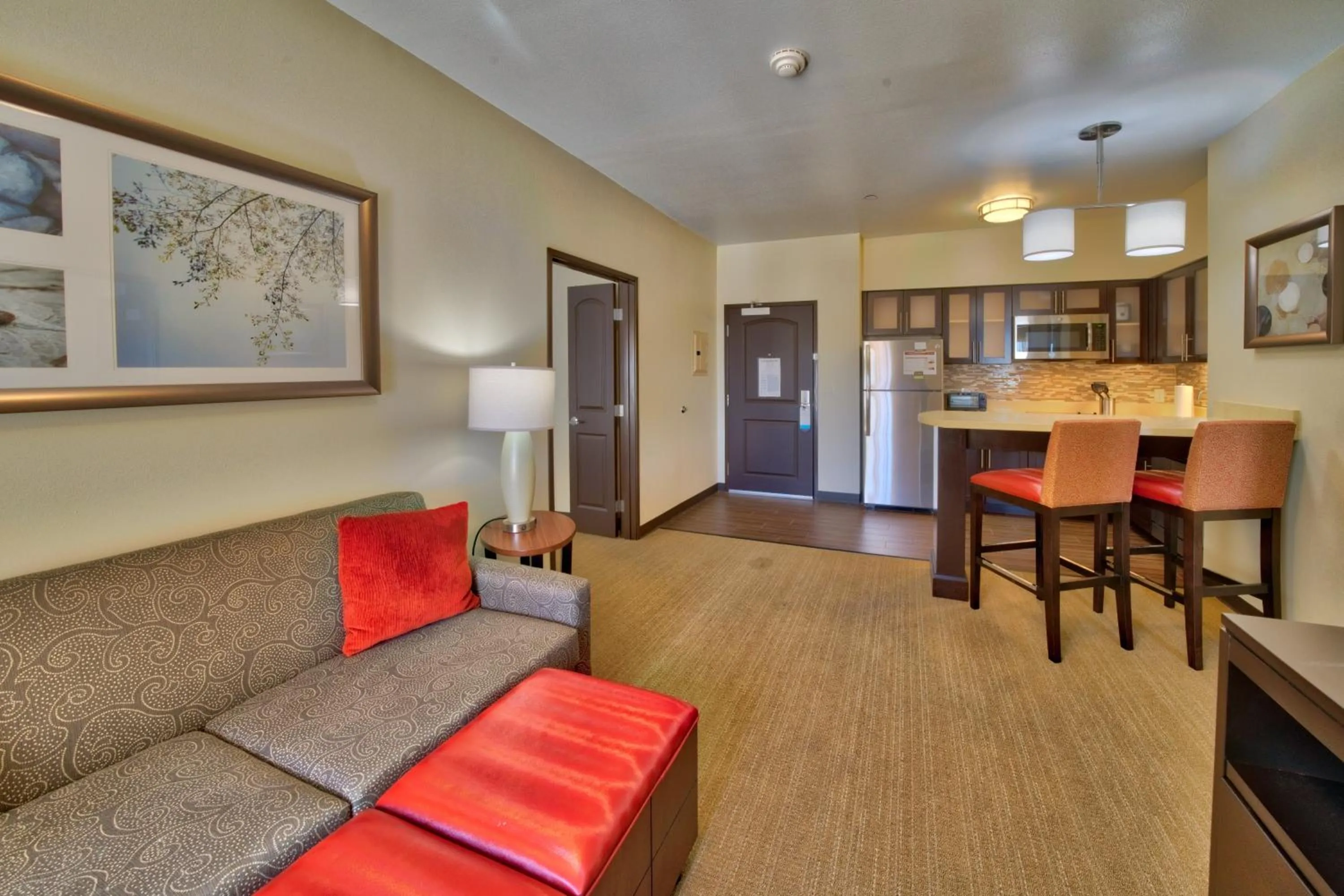 Photo of the whole room in Staybridge Suites Lubbock South by IHG
