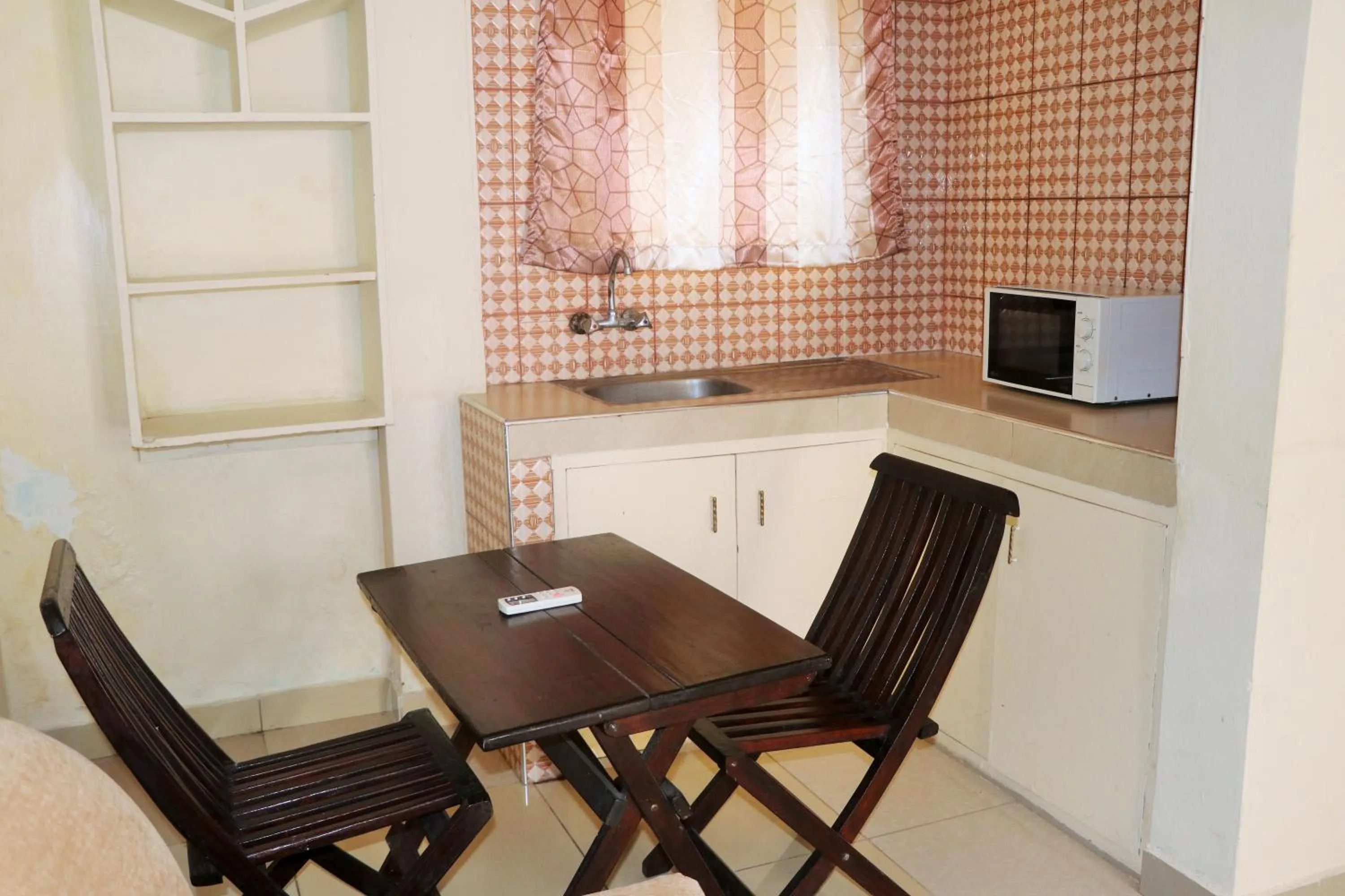 Kitchen or kitchenette in Sanana Conference Center and Holiday Resort