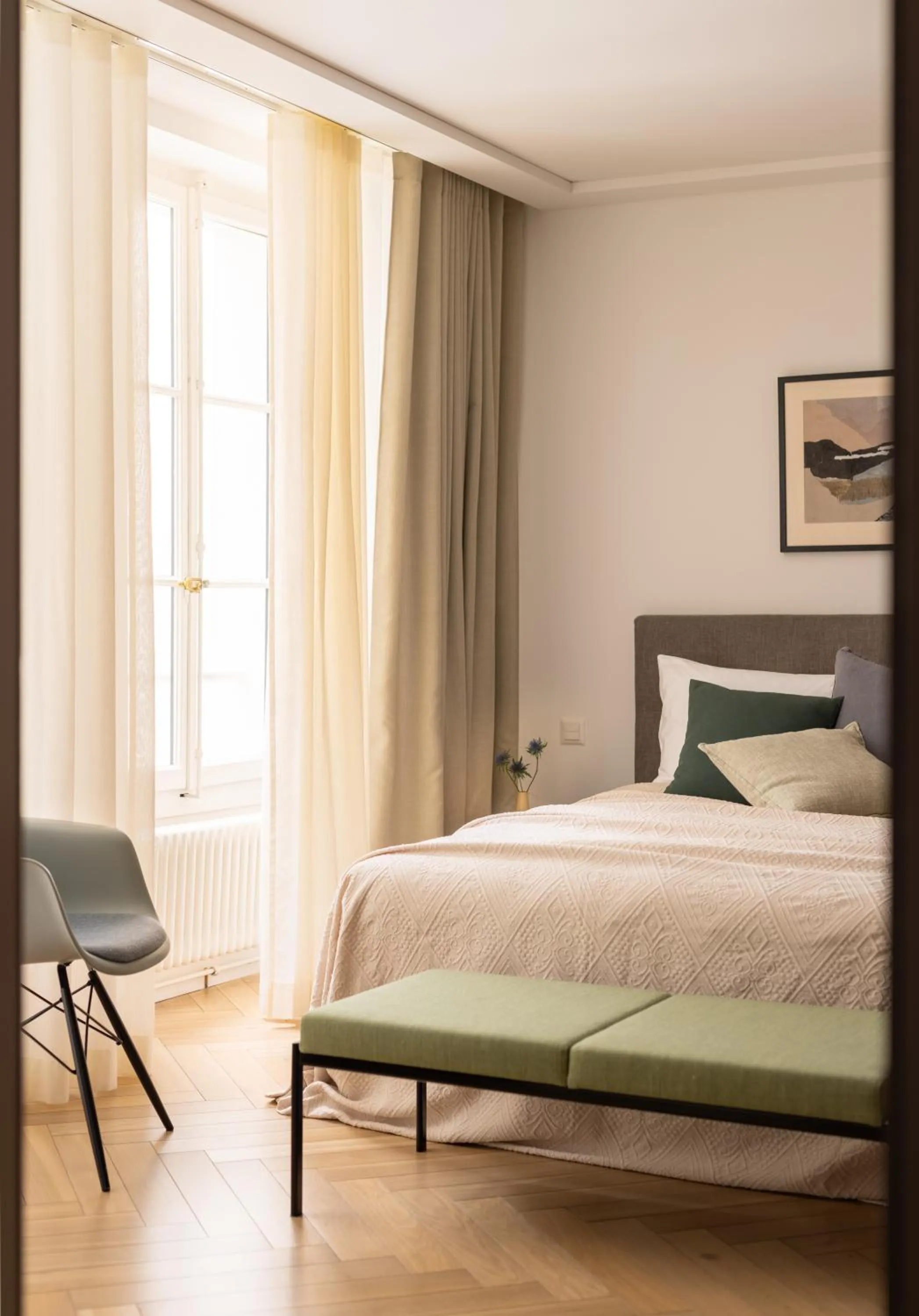 Bed in The Hamlet - Luxury Serviced Apartments