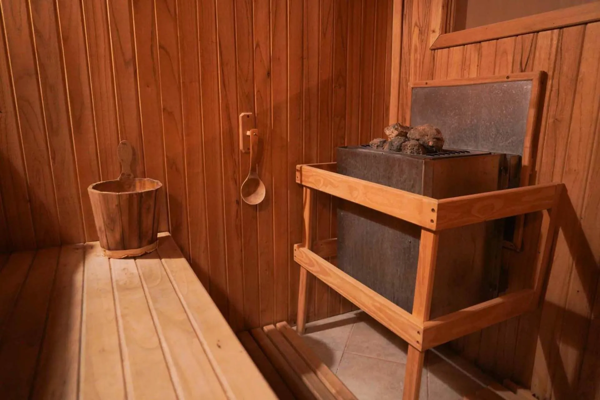 Spa and wellness centre/facilities in Yene hue