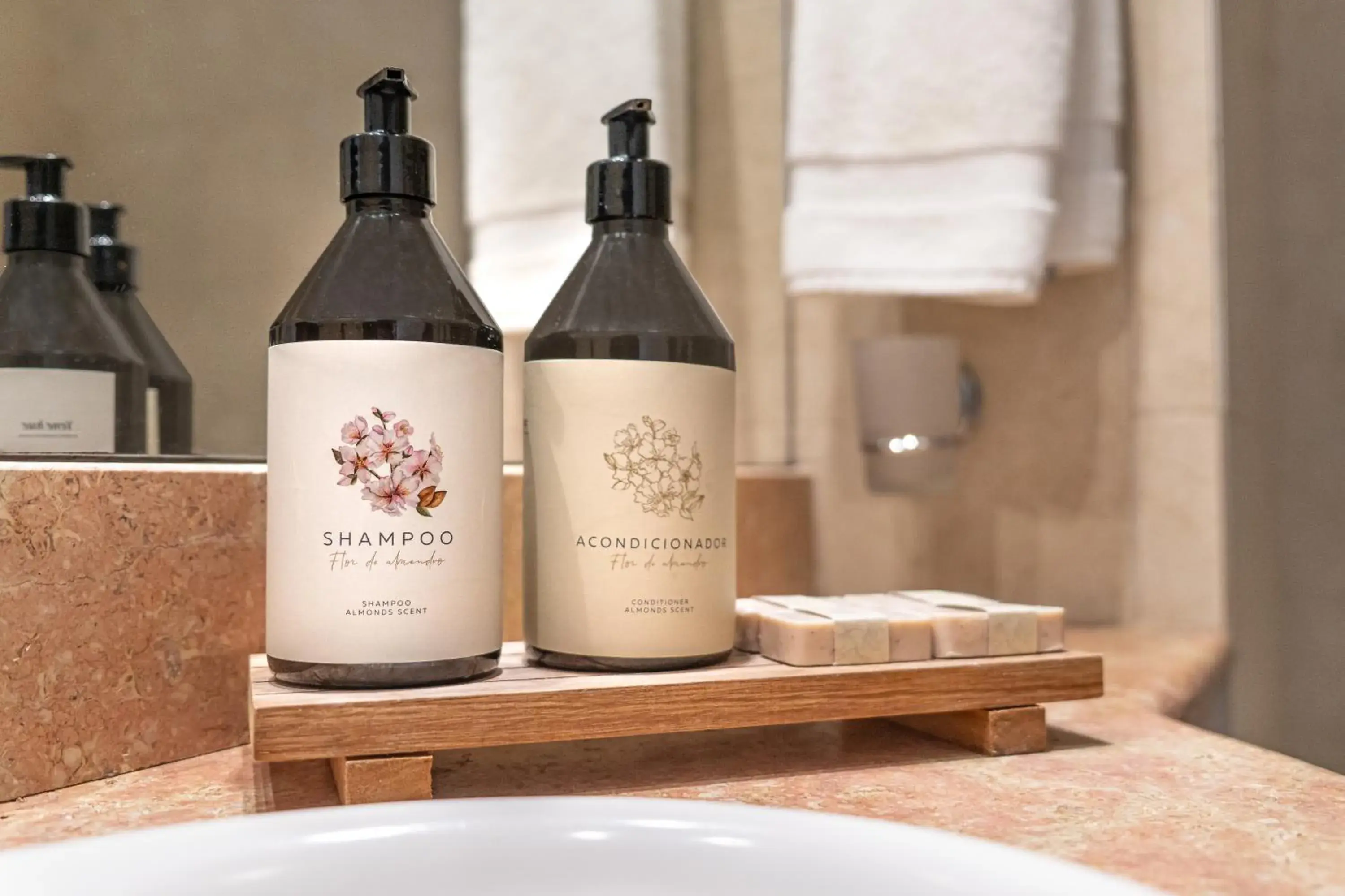 Family Room with Sea View in Yene hue Family Room with Sea View in Yene hue