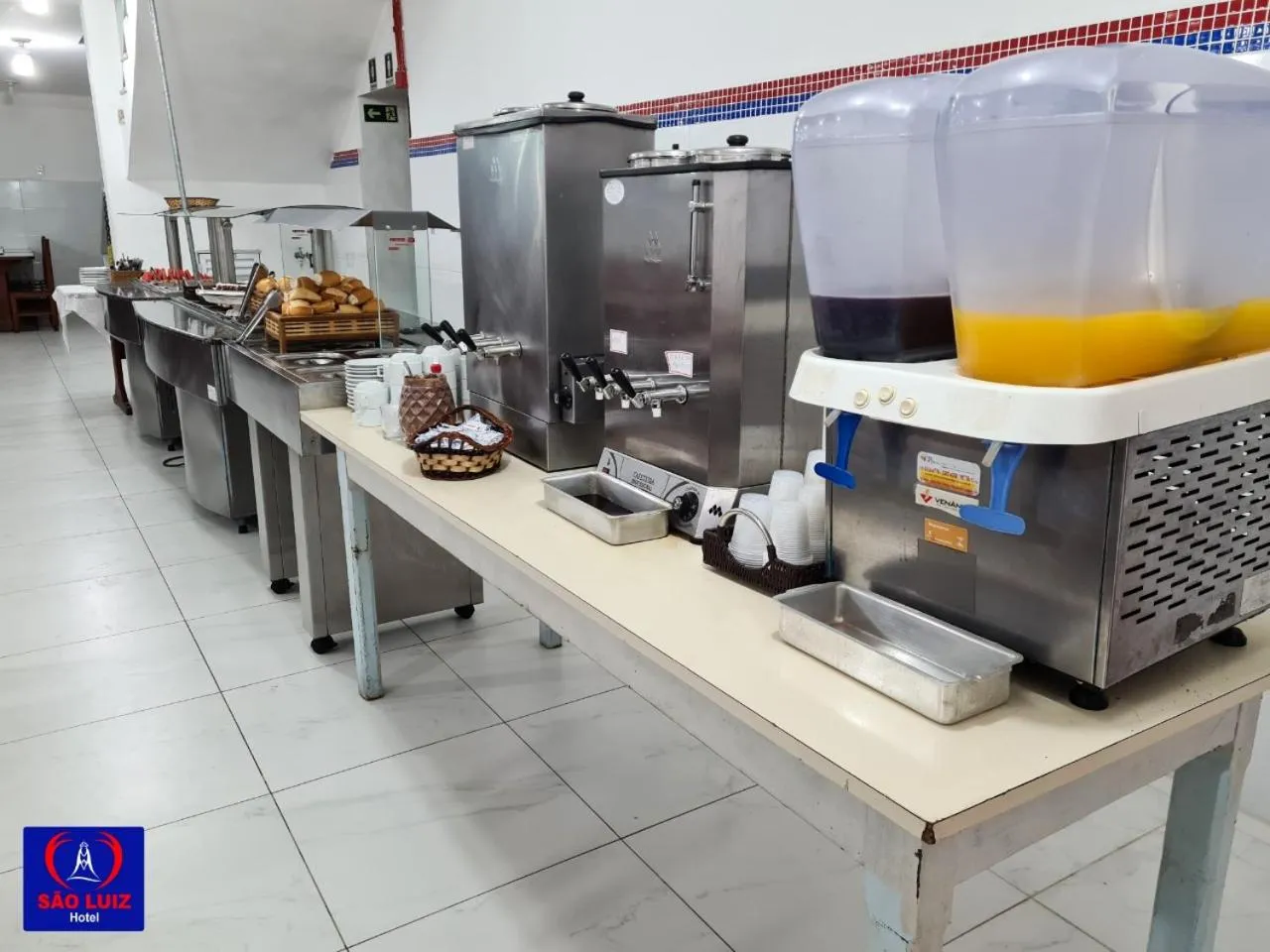 Coffee/tea facilities in Hotel São Luiz