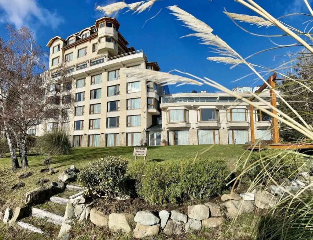 Garden in Cacique Inacayal Lake Hotel & Spa