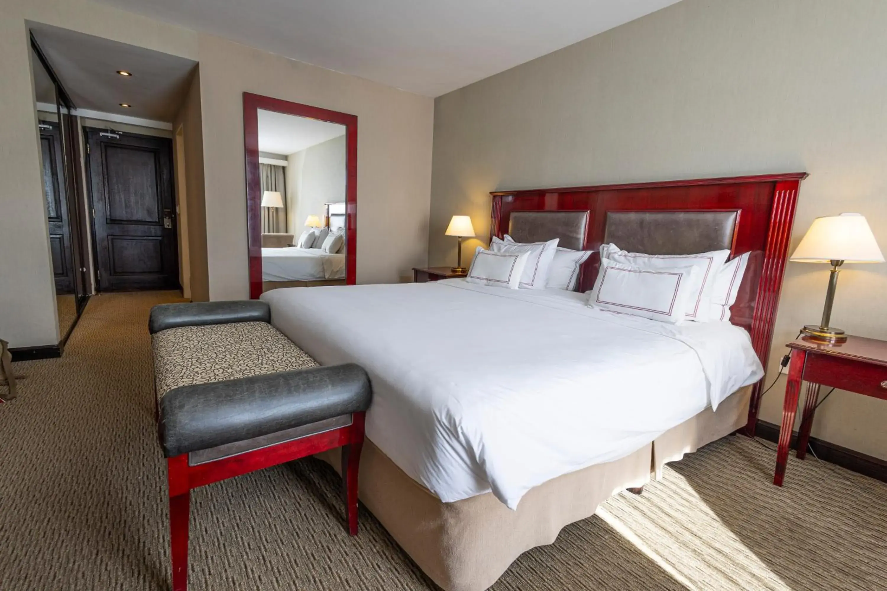 Grand Comfort Room in Cacique Inacayal Lake Hotel & Spa Grand Comfort Room in Cacique Inacayal Lake Hotel & Spa