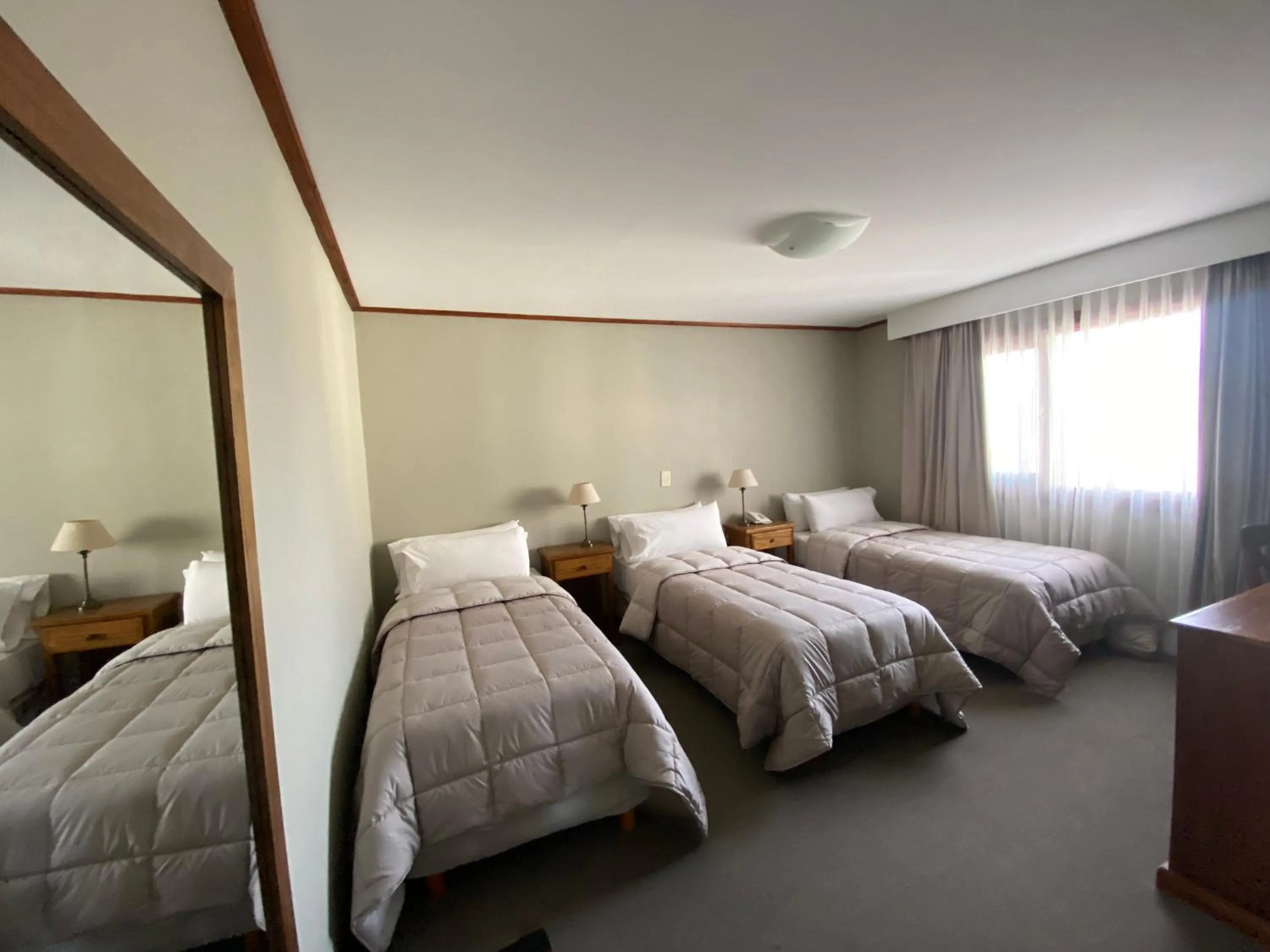 Photo of the whole room, Bed in Sent Calafate