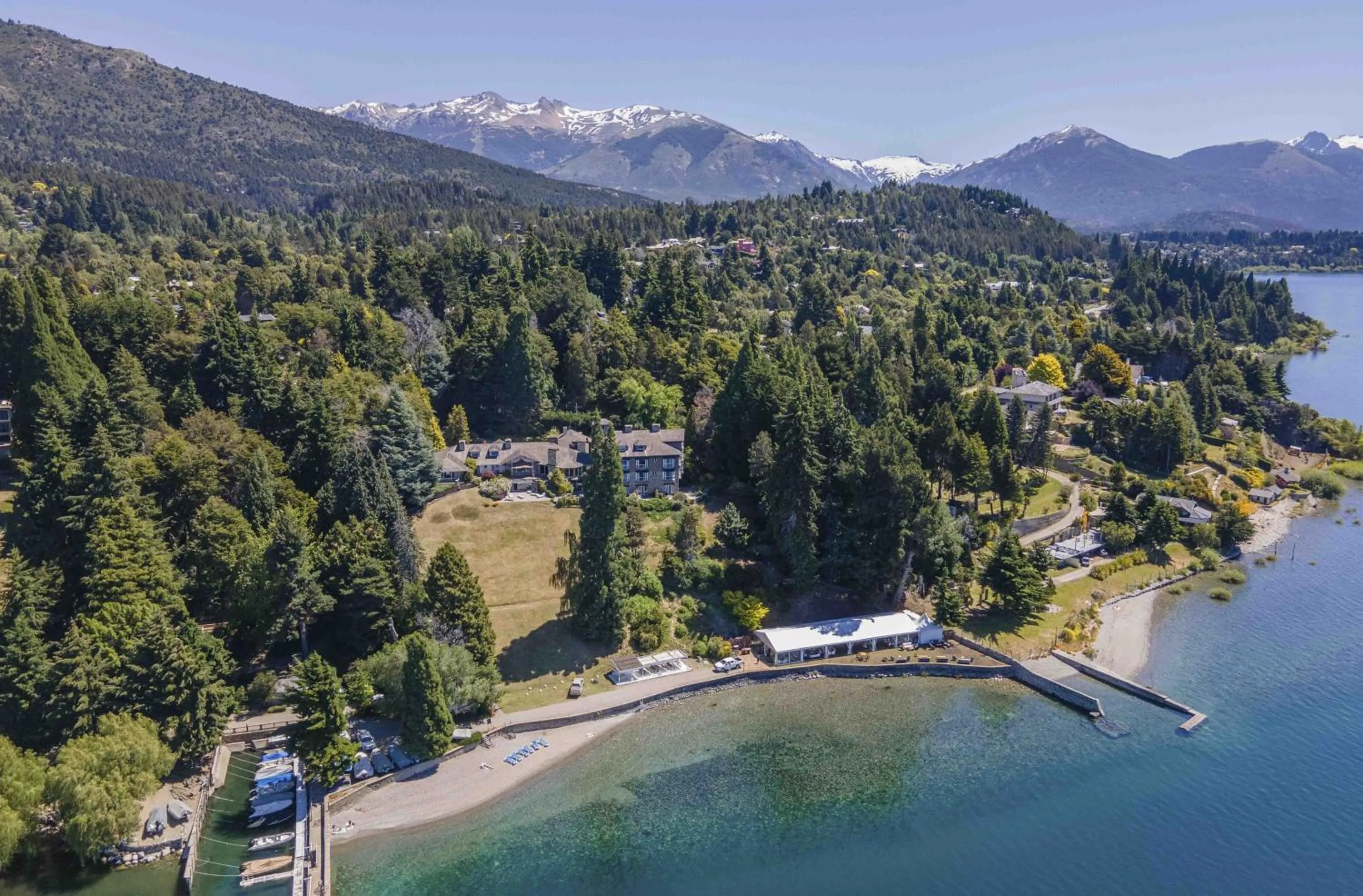 Beach in La Cascada Casa Patagónica by DON