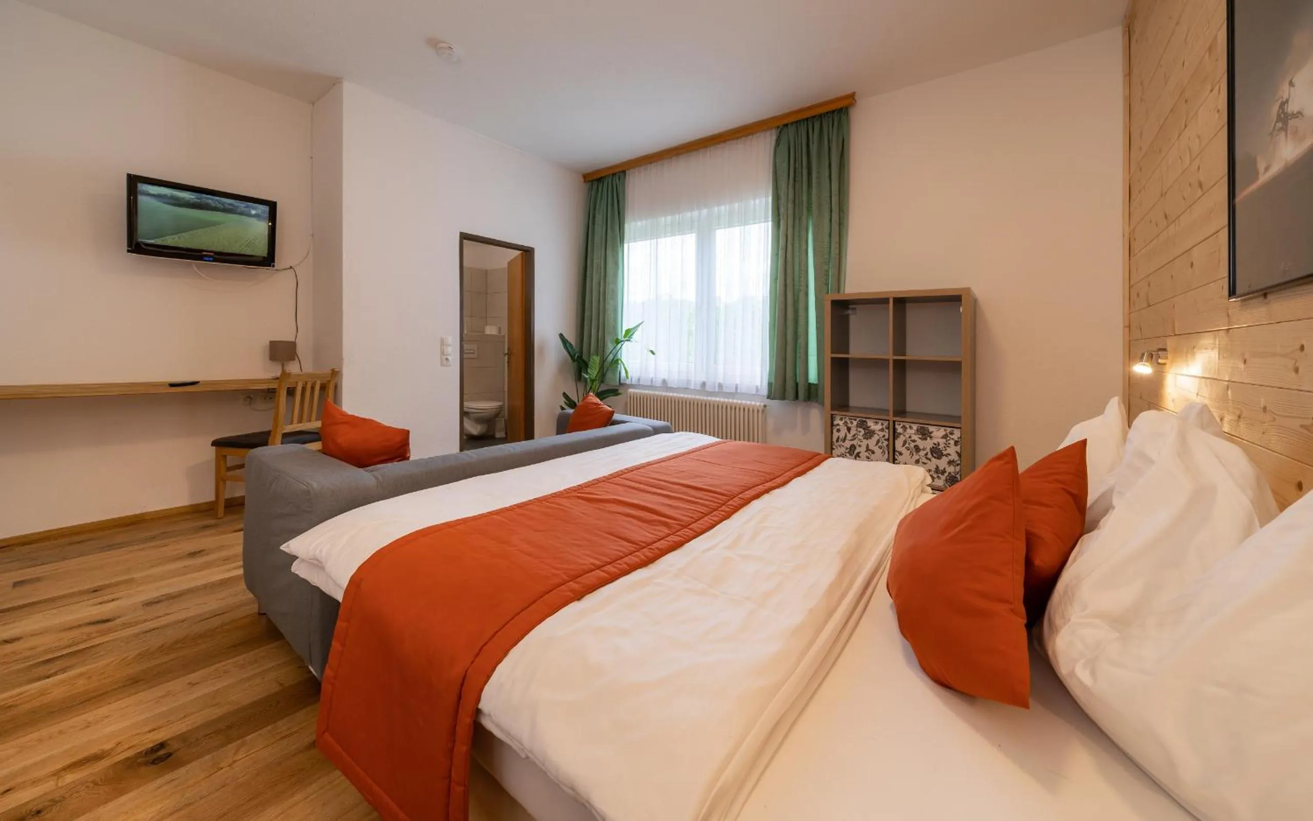 TV and multimedia, Bed in Pension Hofweyer