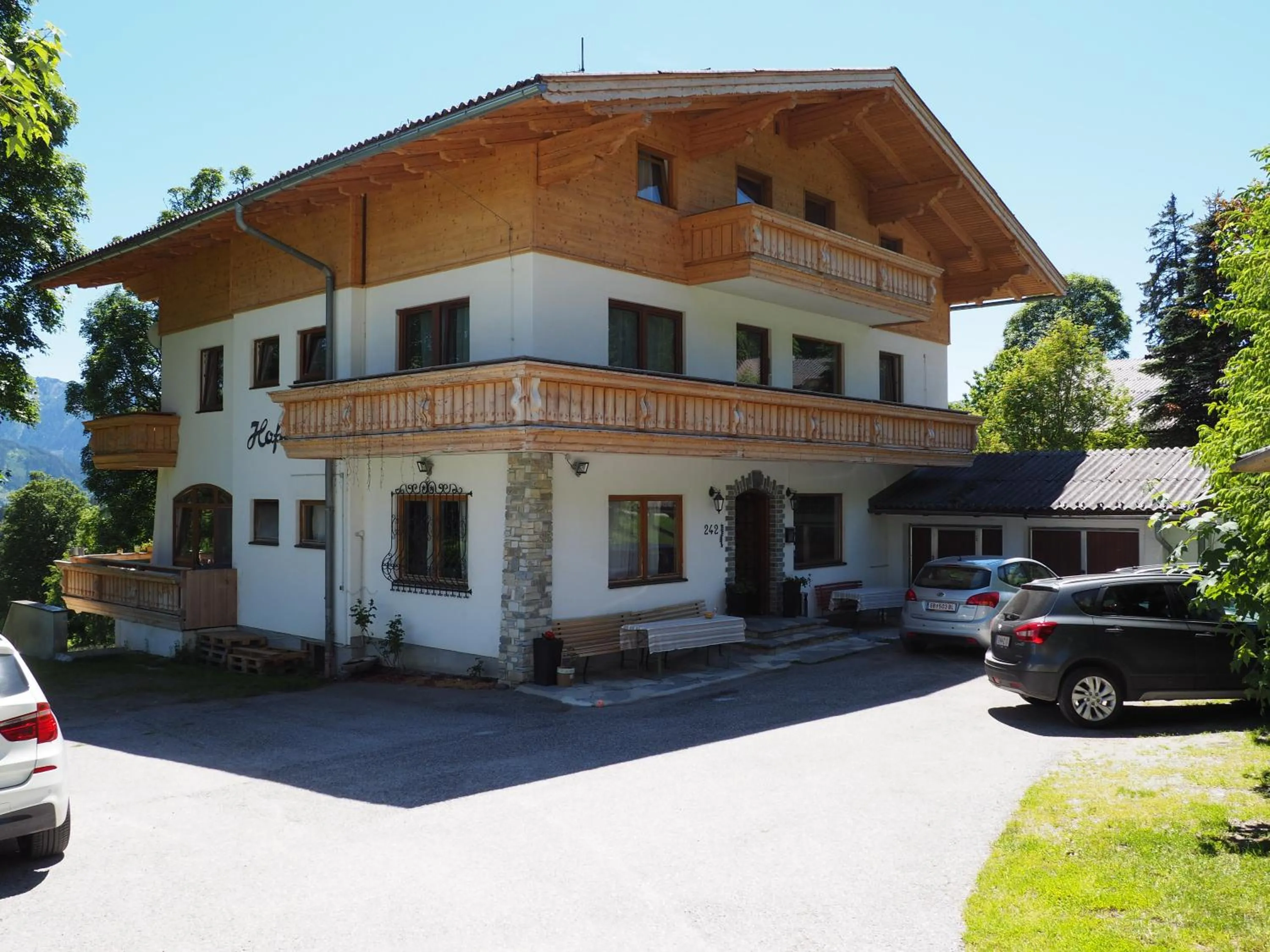 Property building in Pension Hofweyer