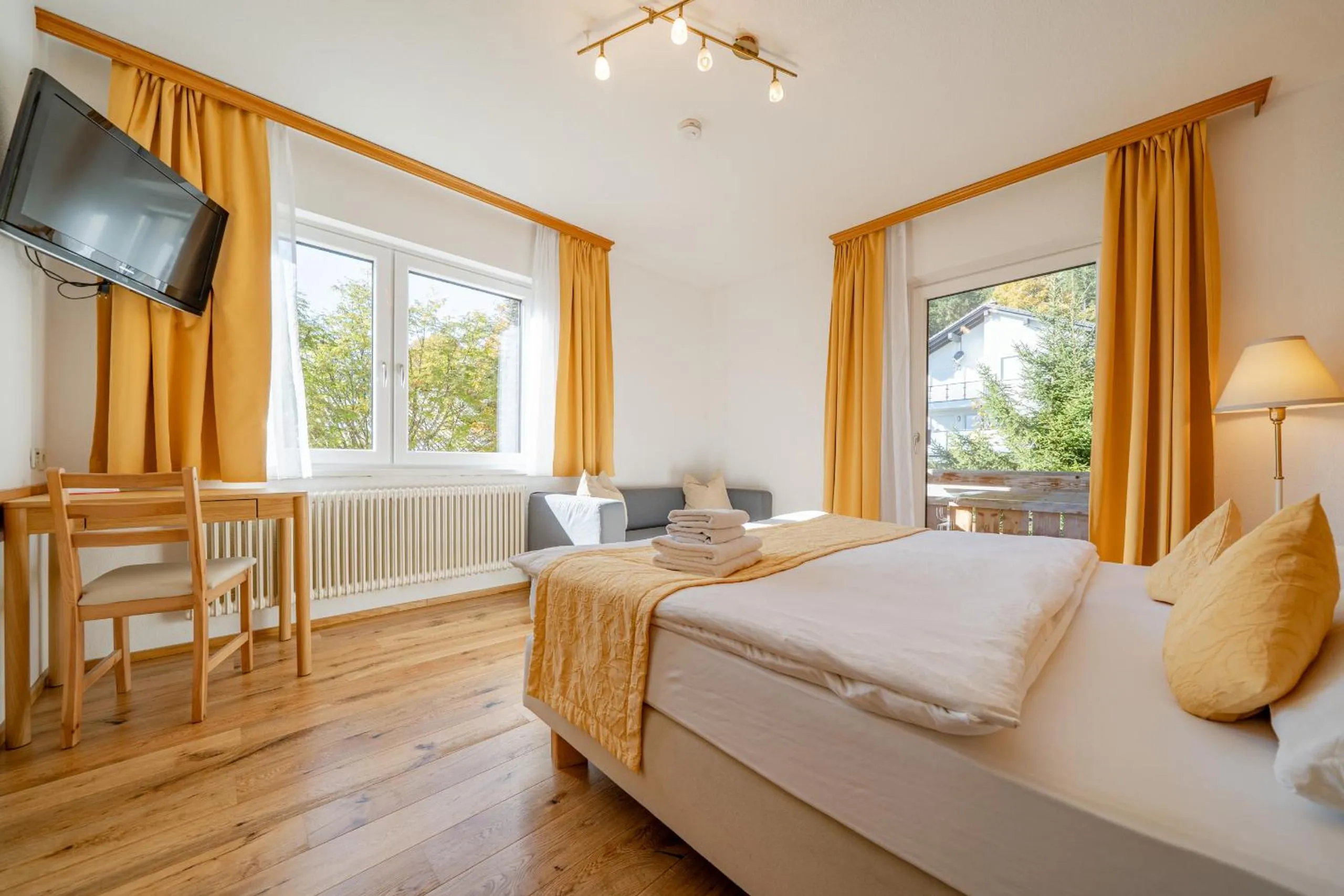 Bedroom, Bed in Pension Hofweyer