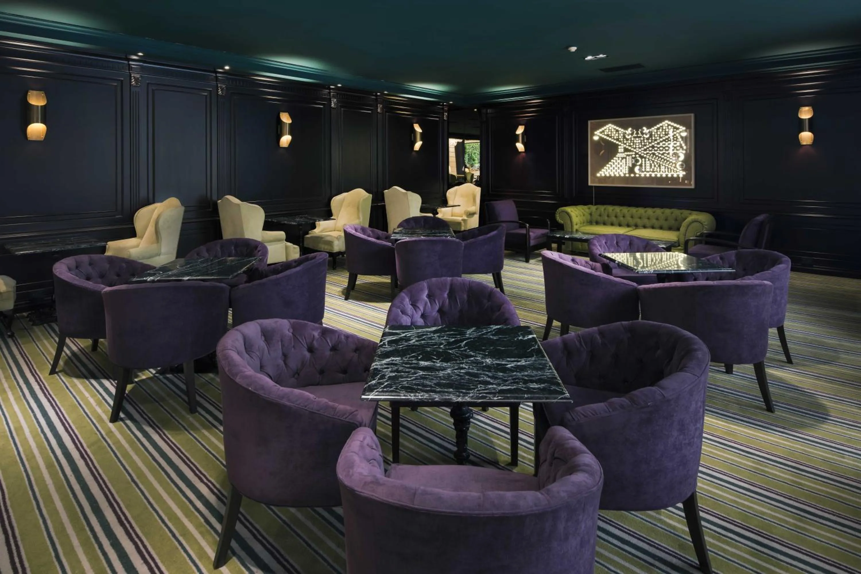 Lounge or bar in Emperador Hotel Buenos Aires