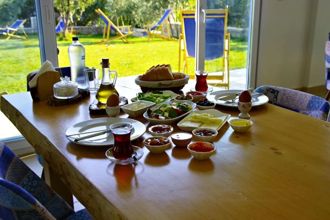 Continental breakfast in Clementin Suits Sigacık